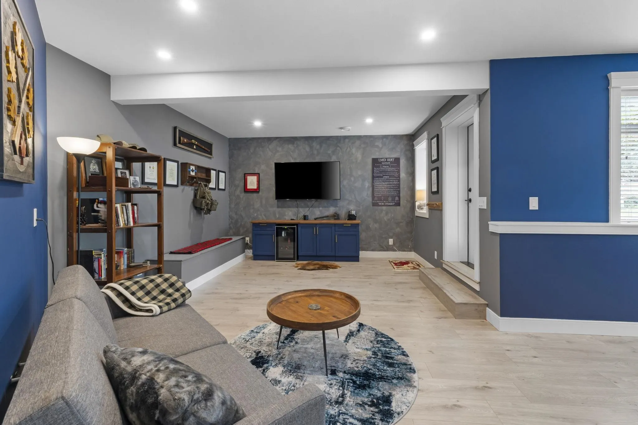 47208 Swallow Place