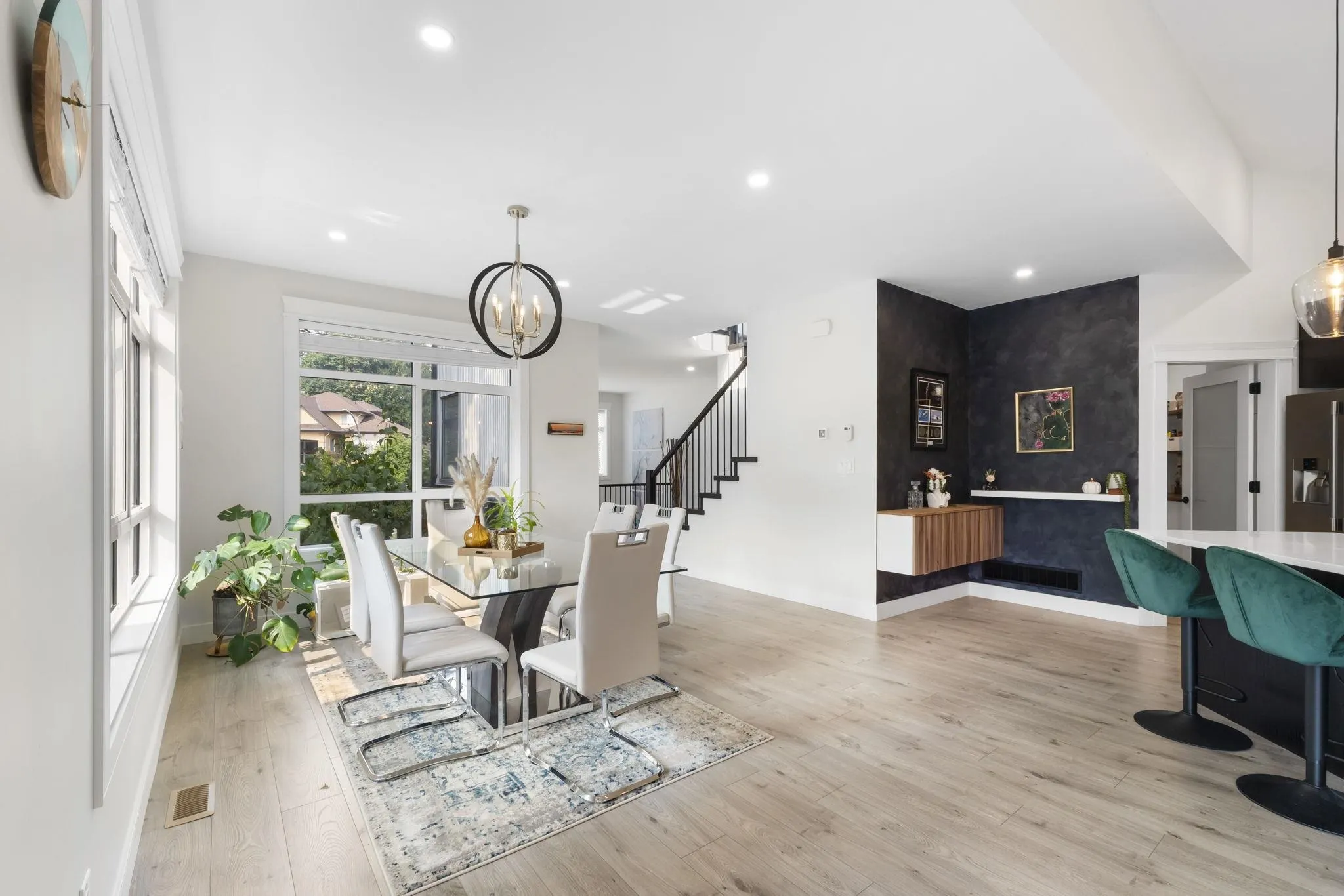47208 Swallow Place