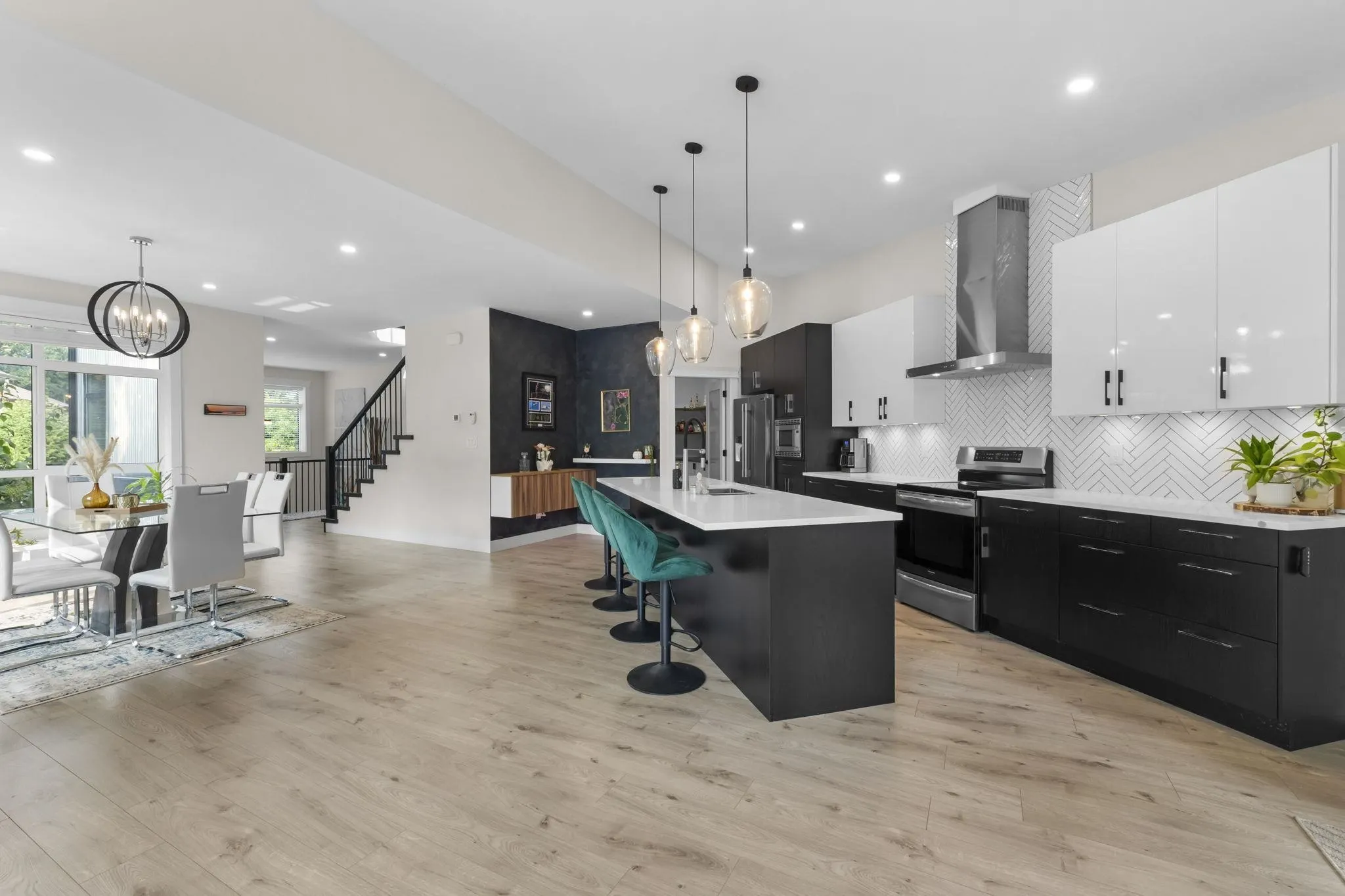 47208 Swallow Place