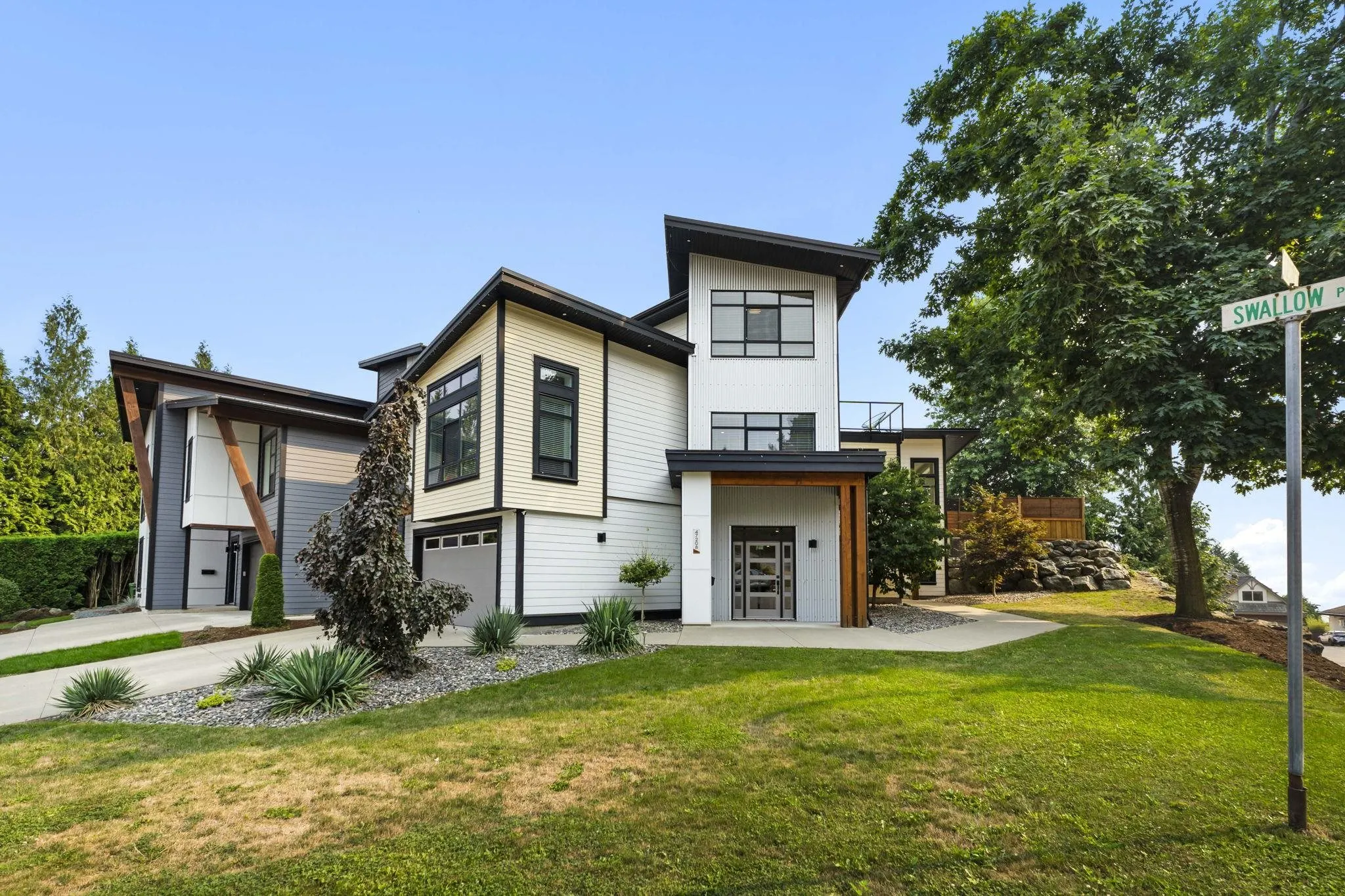 47208 Swallow Place