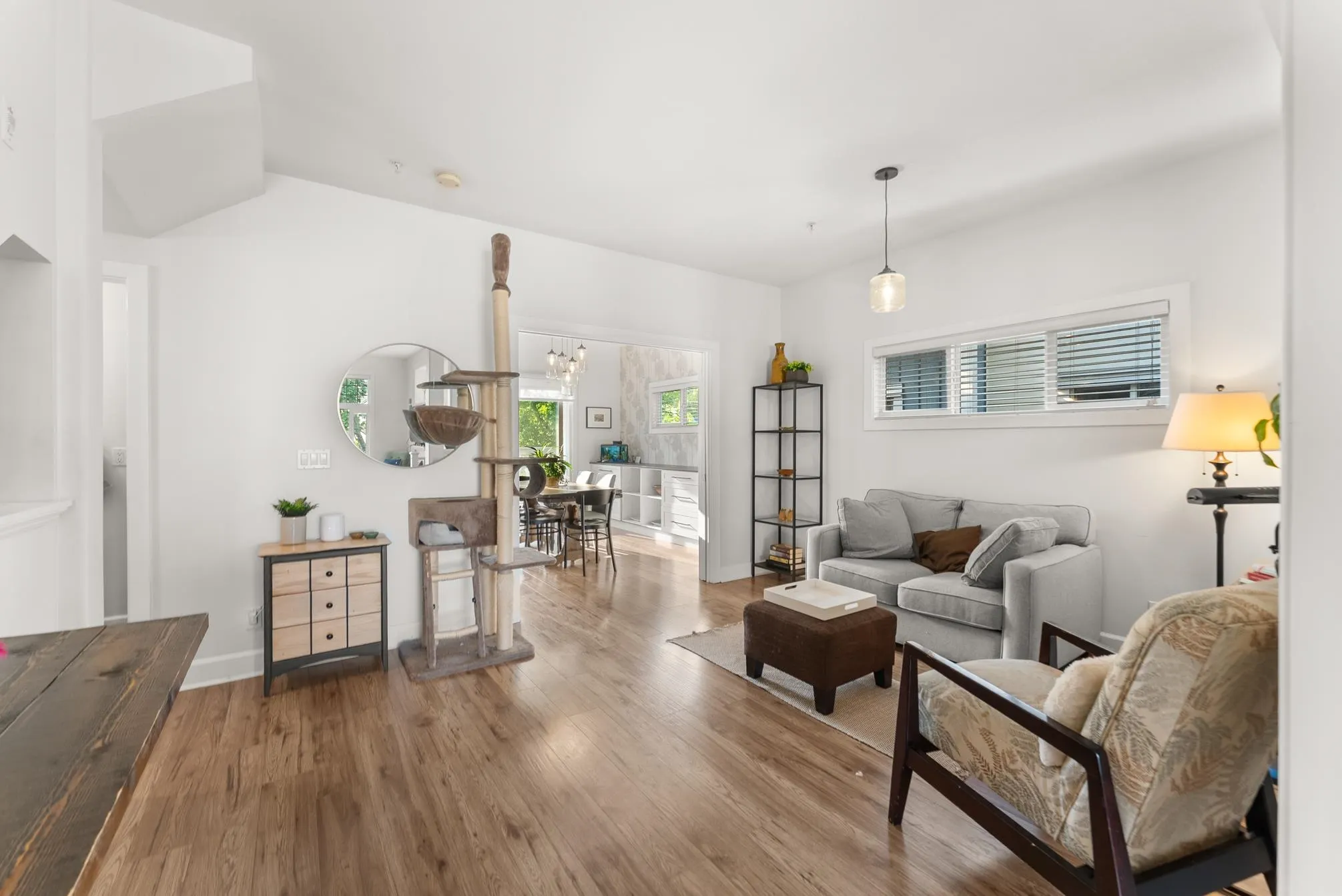 3 12333 English Avenue