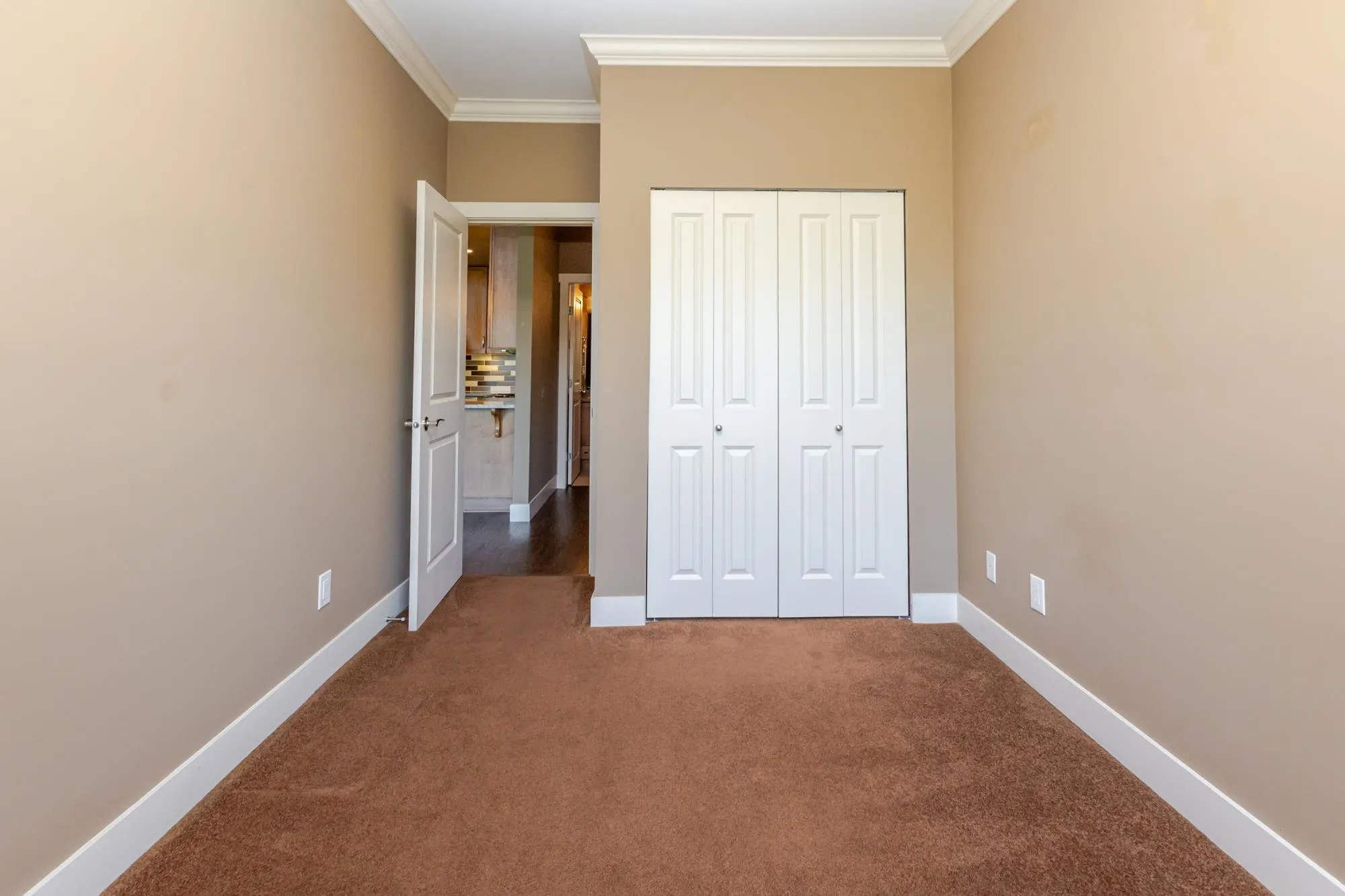405 3192 Gladwin Road Road