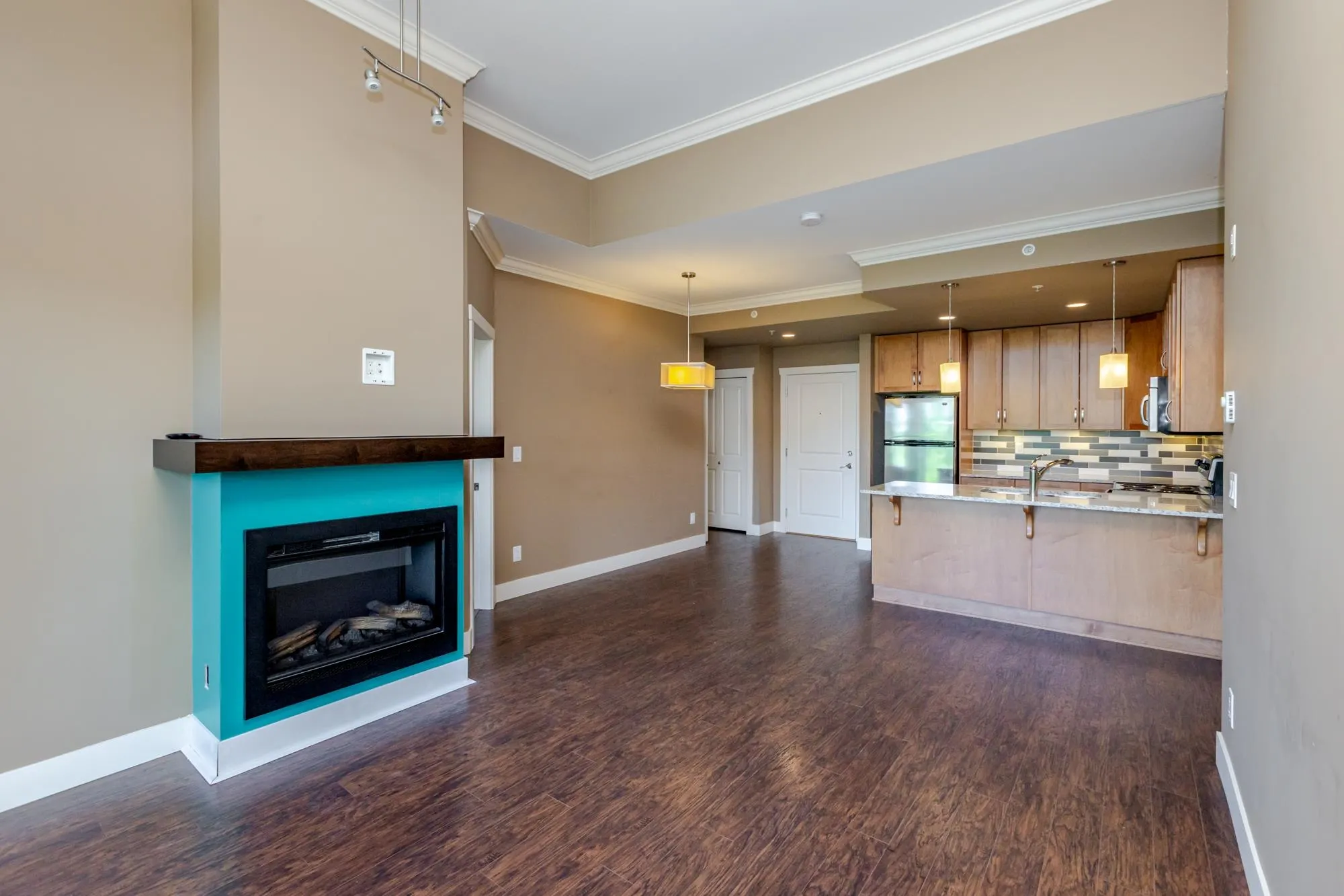 405 3192 Gladwin Road Road