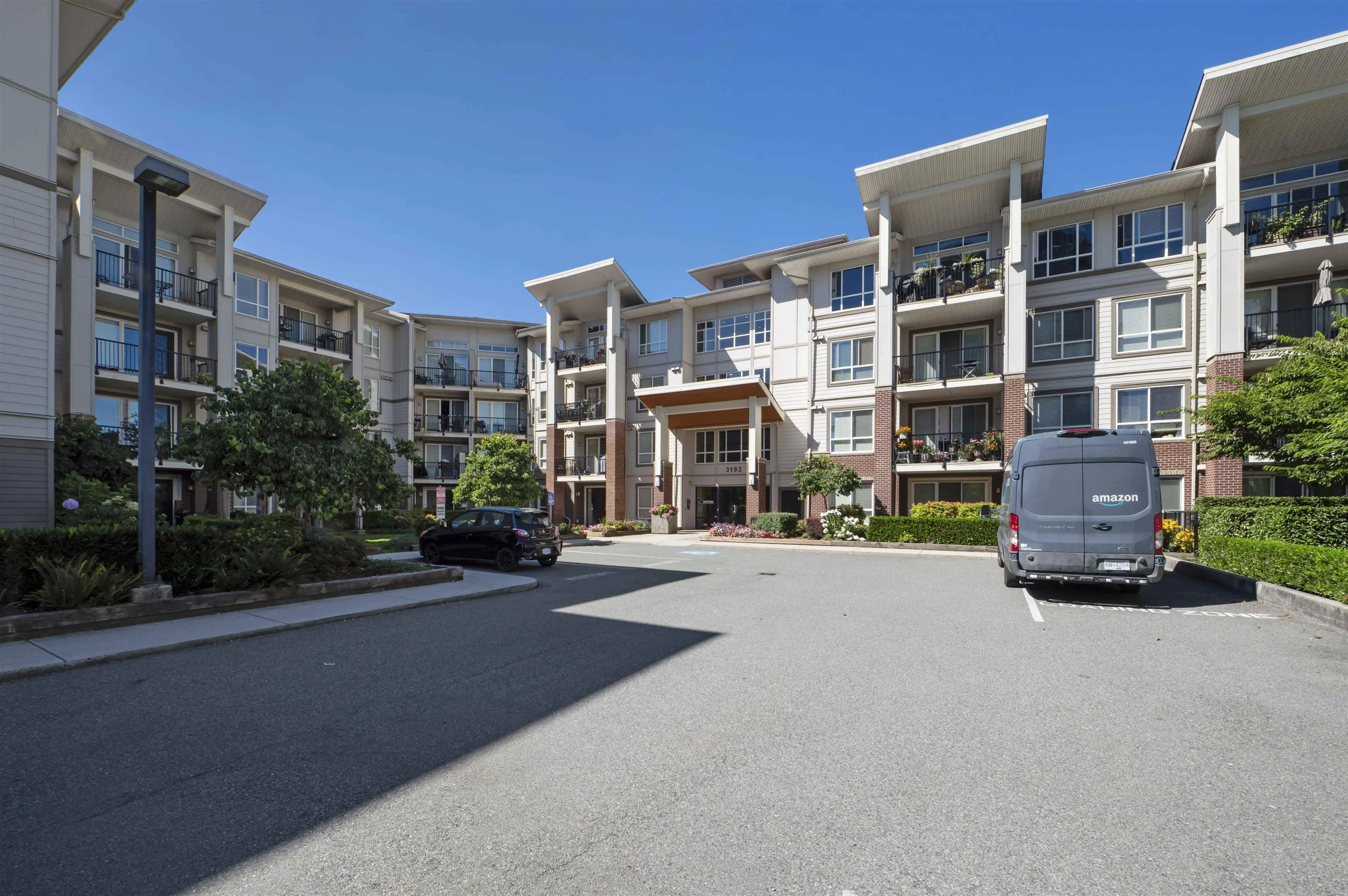 405 3192 Gladwin Road Road