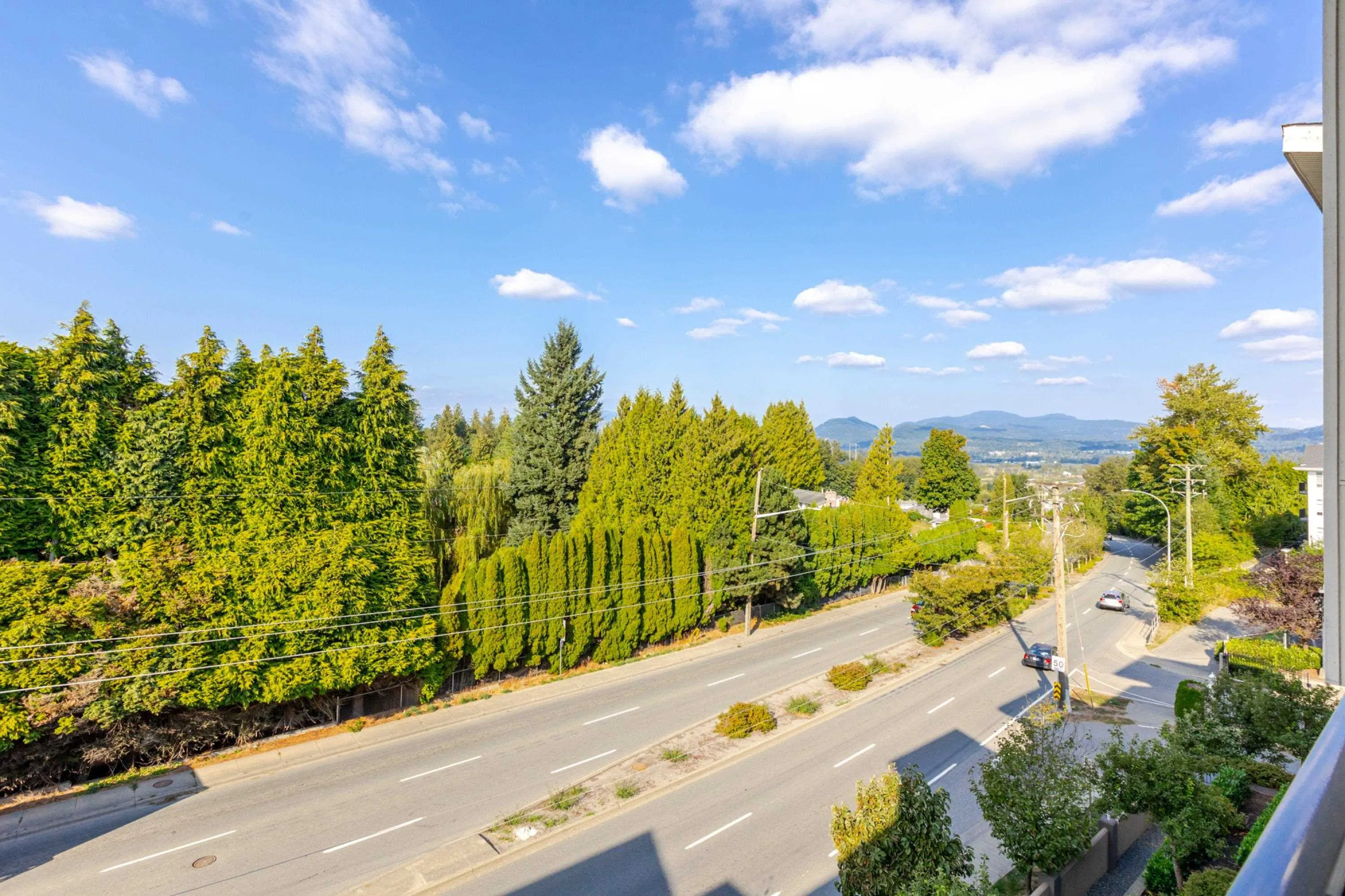 405 3192 Gladwin Road Road