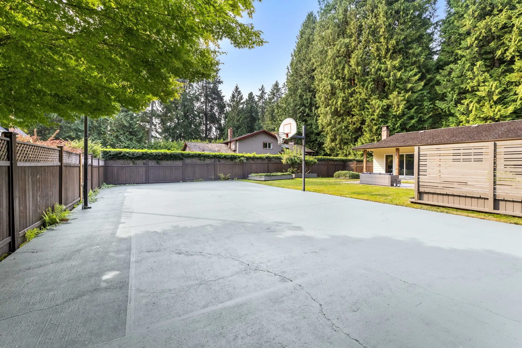 1220 Seymour Boulevard