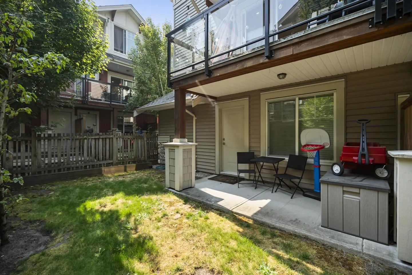 141 20498 82 Avenue