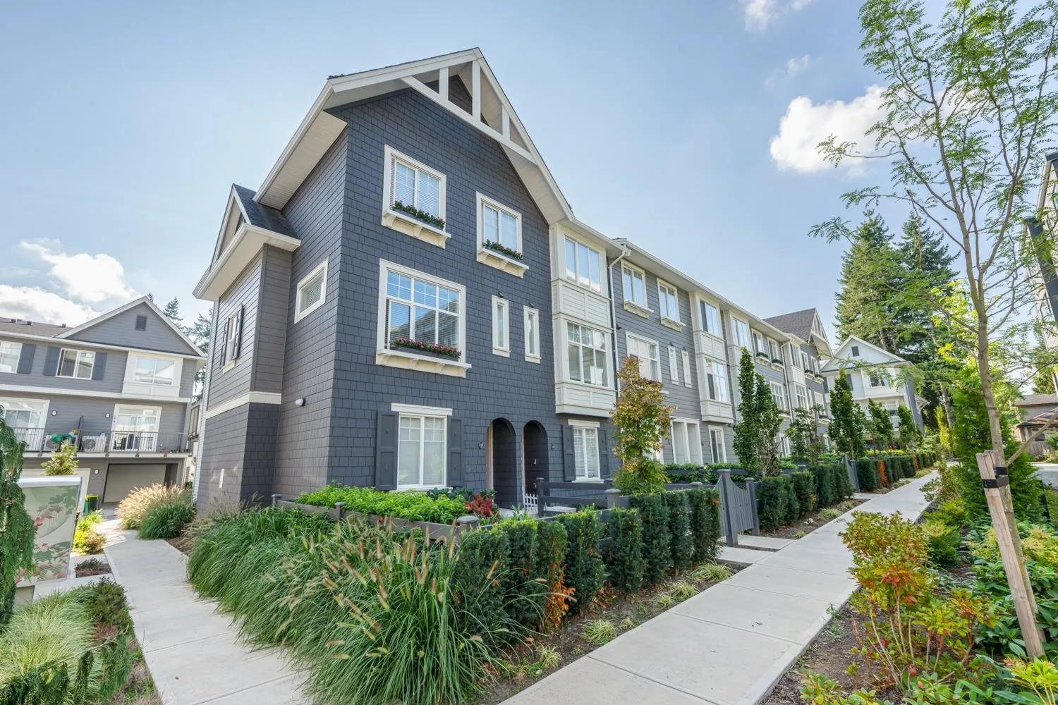 146 15778 85 Avenue
