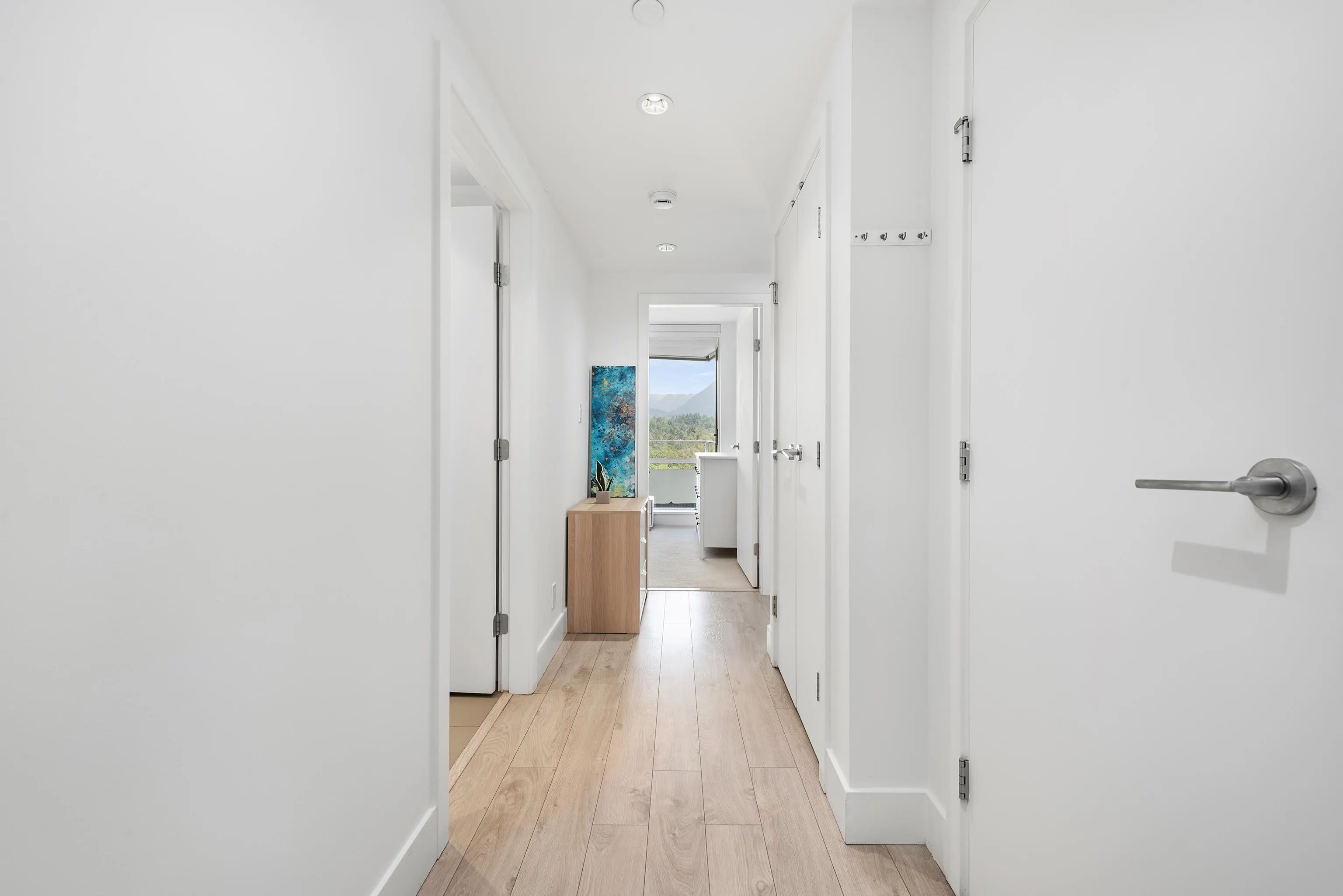 1909 1550 Fern Street