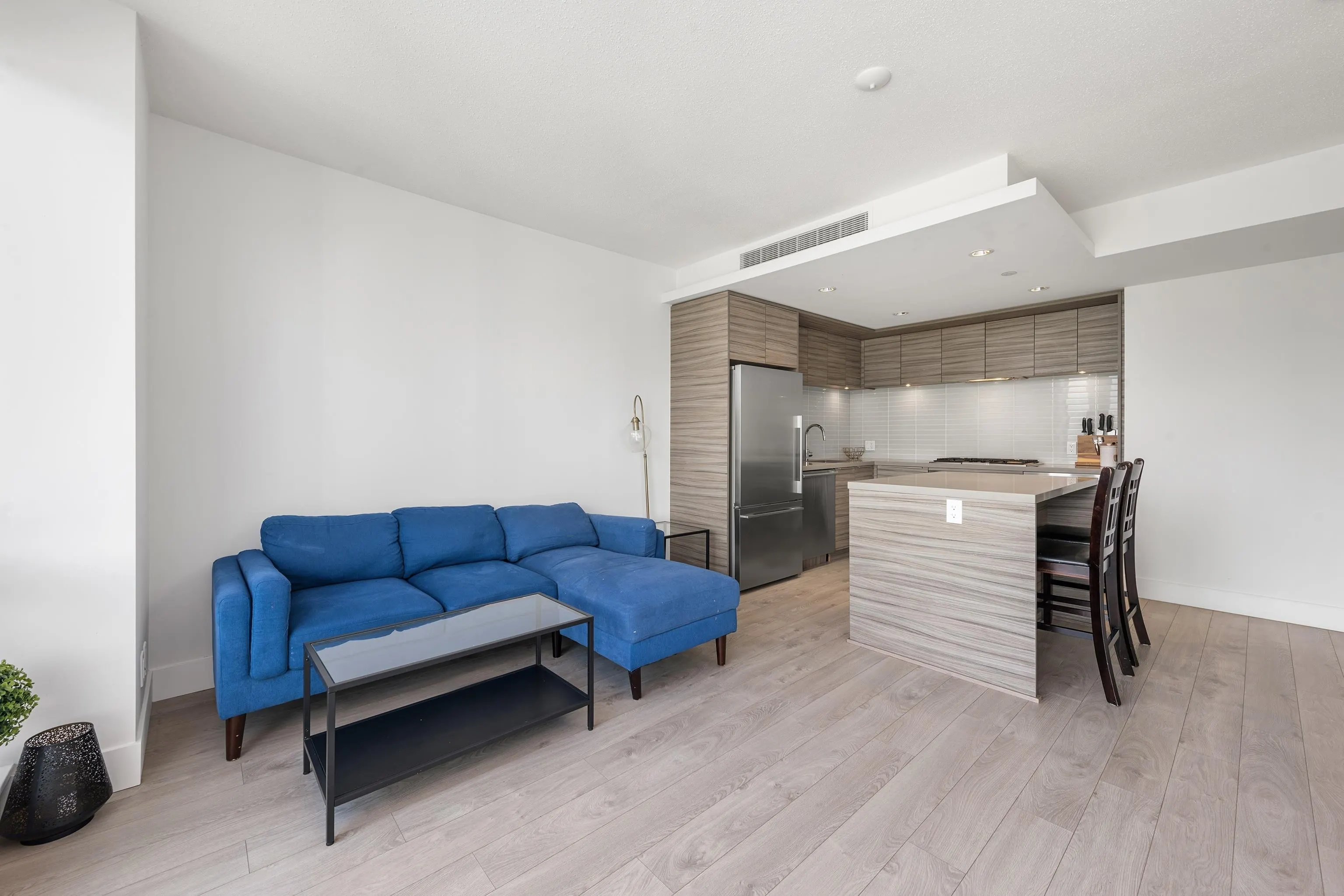 1909 1550 Fern Street