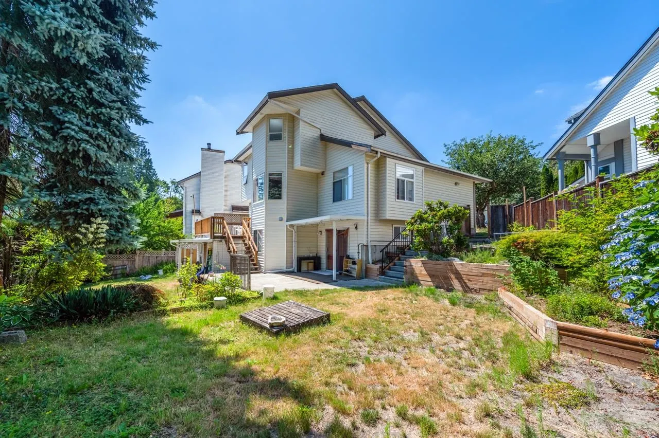 2984 Lotus Court