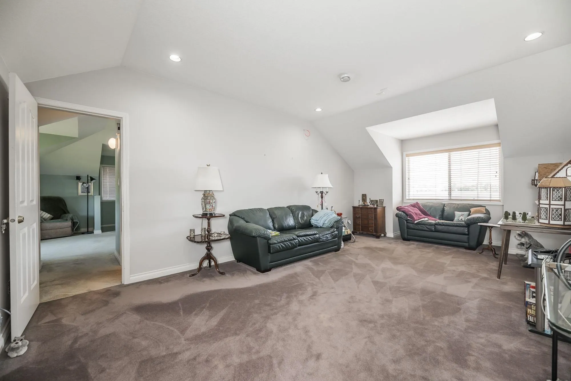 13251 No. 4 Road