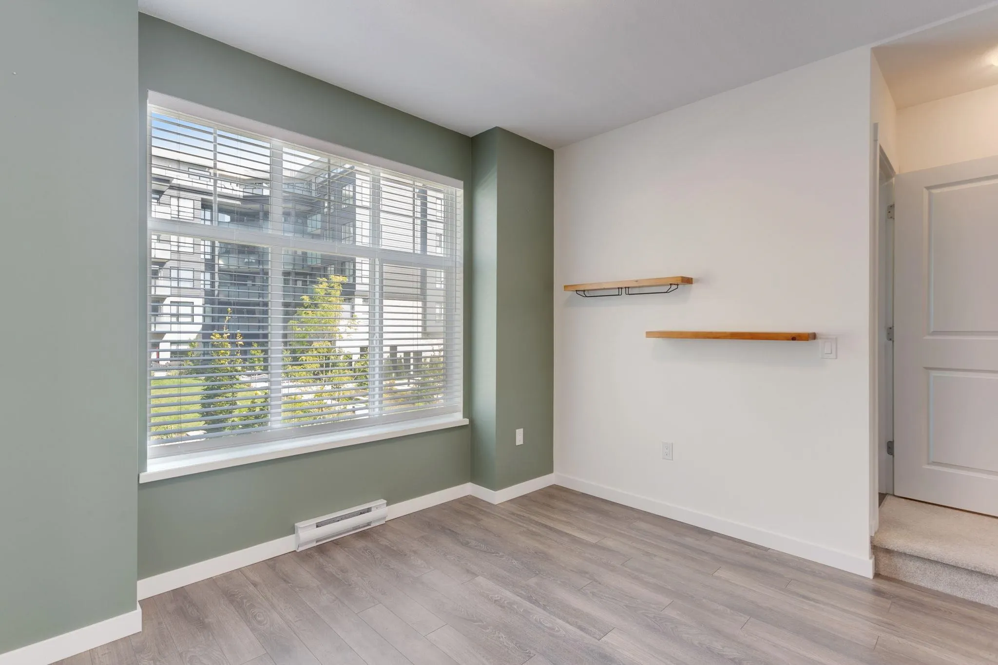 147 15778 85 Avenue