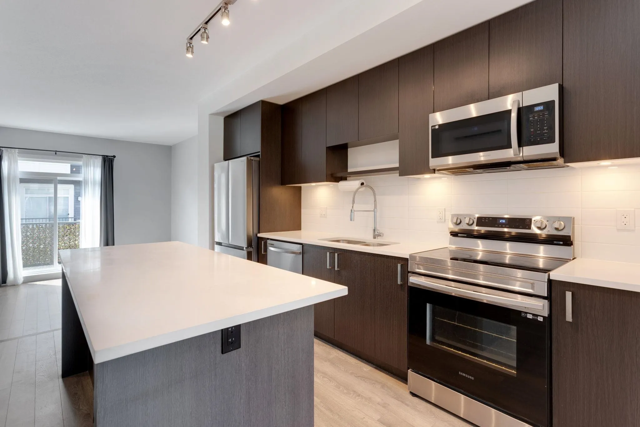 147 15778 85 Avenue