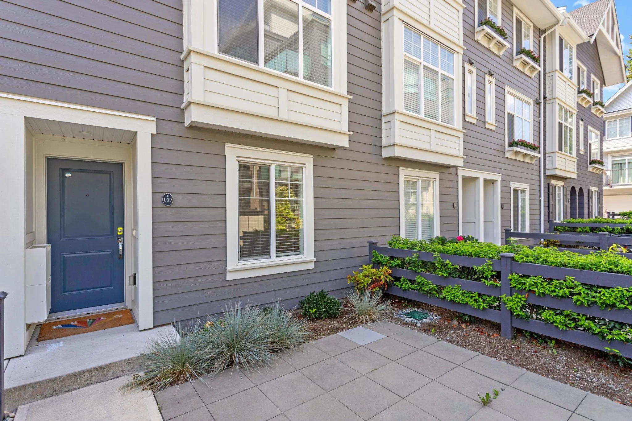 147 15778 85 Avenue