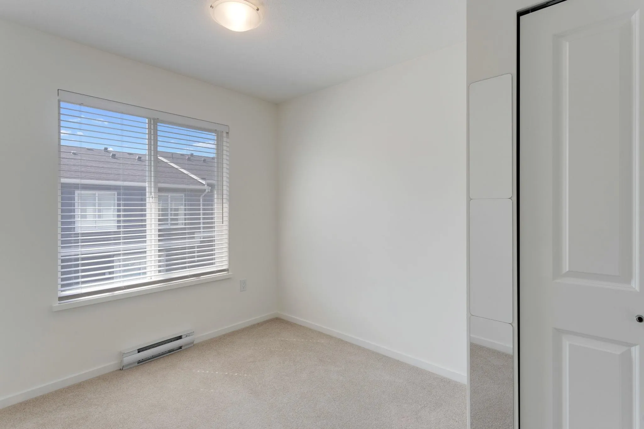 147 15778 85 Avenue