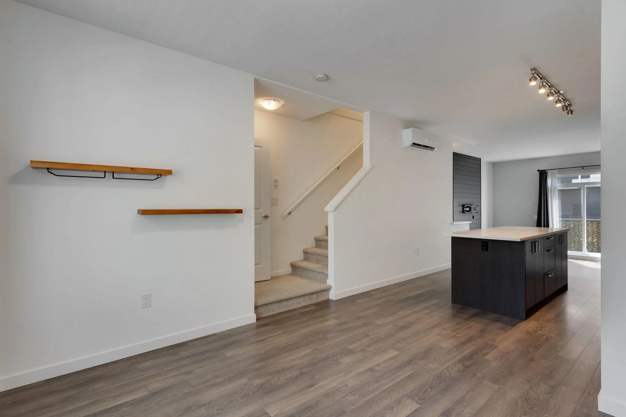 147 15778 85 Avenue