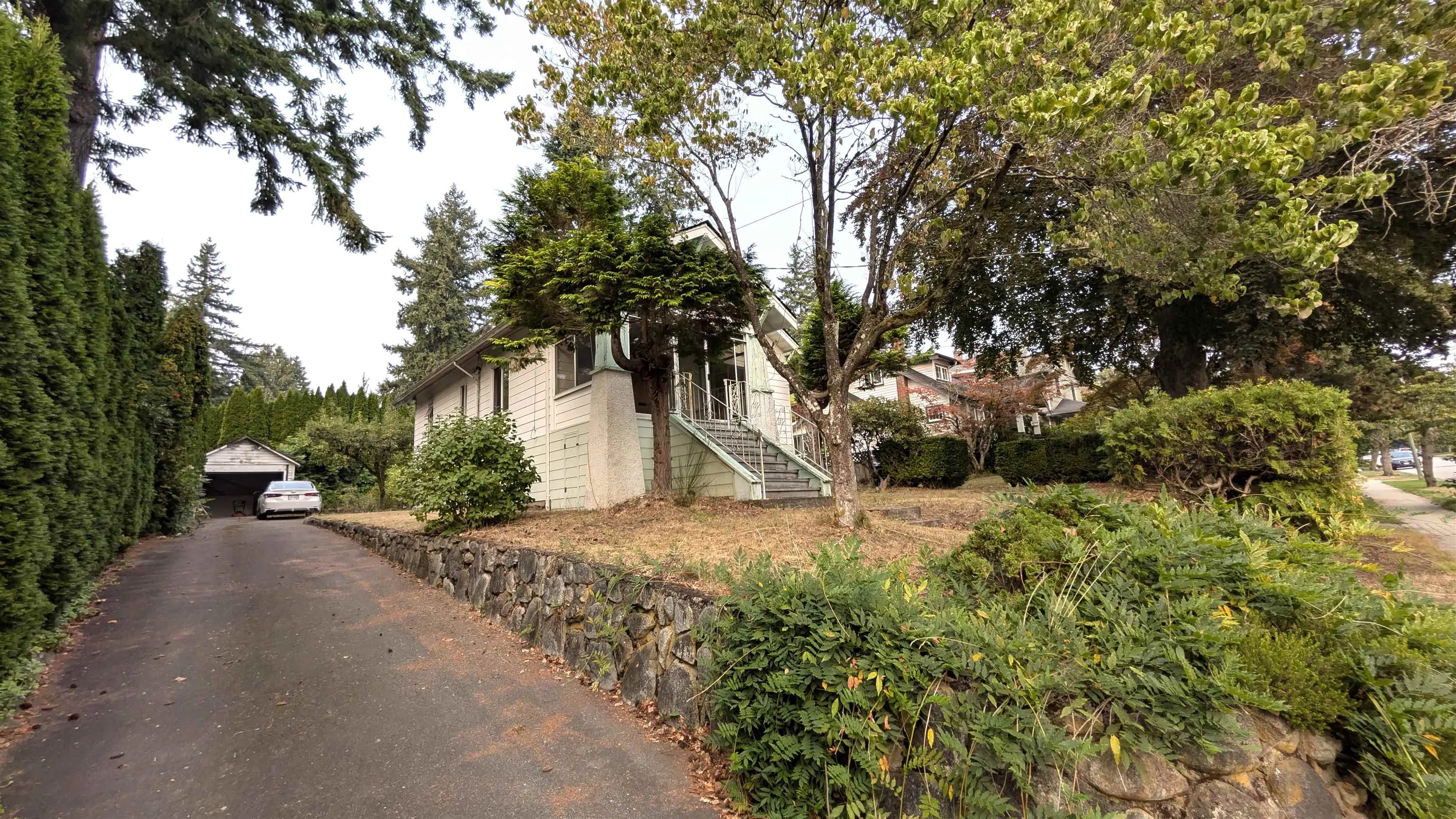 3539 W 37th Avenue