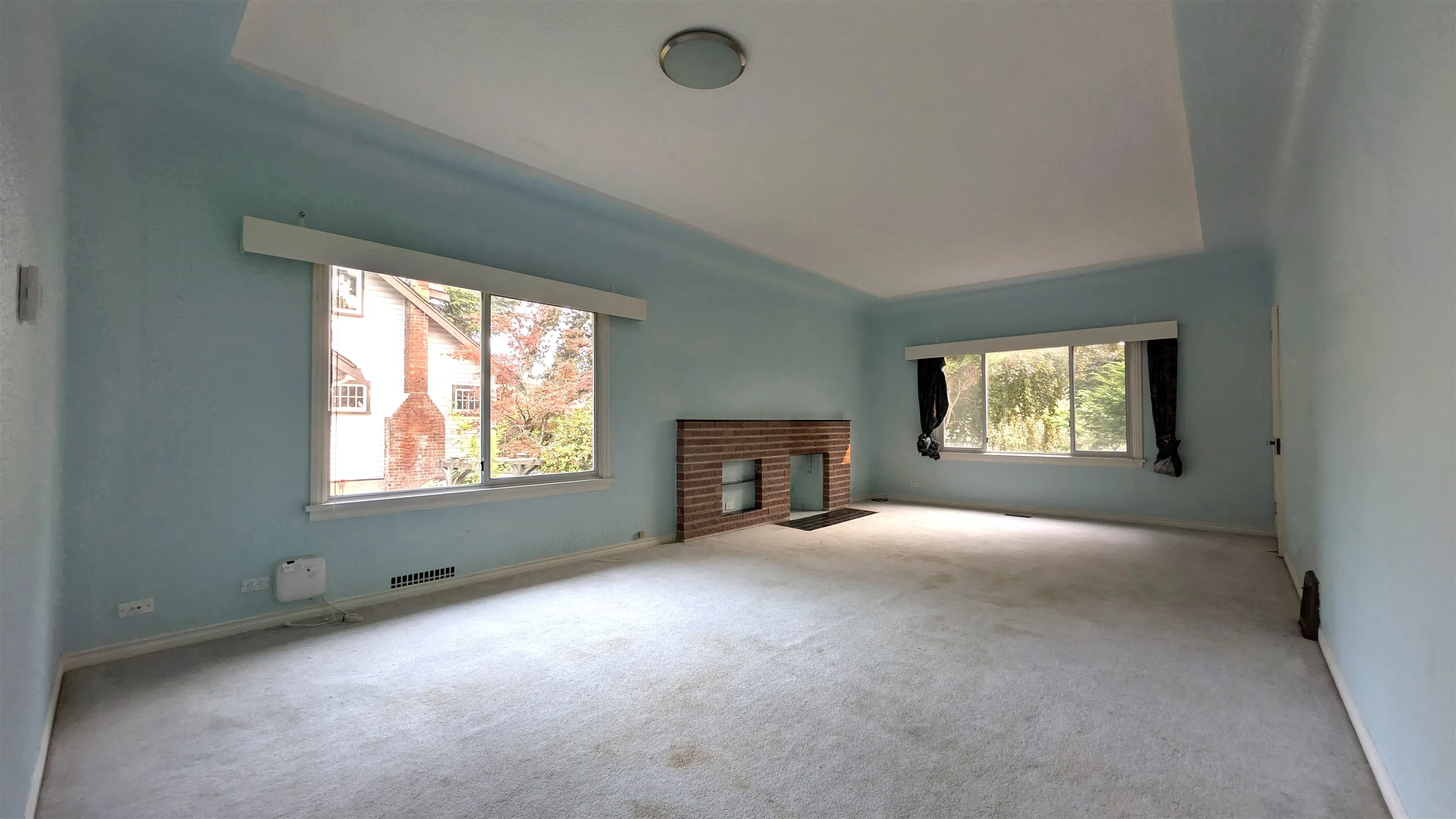 3539 W 37th Avenue