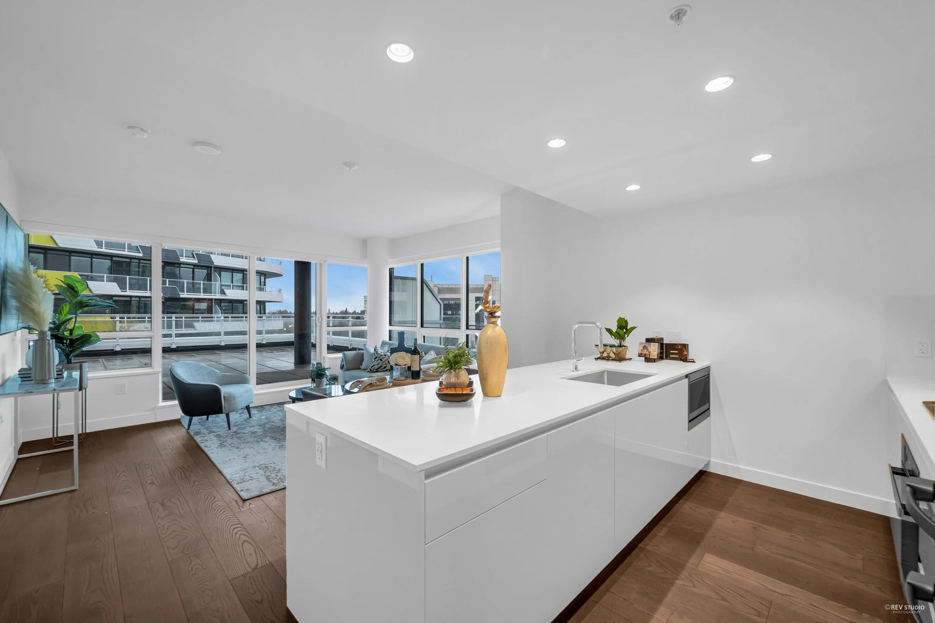 703 5766 Gilbert Road