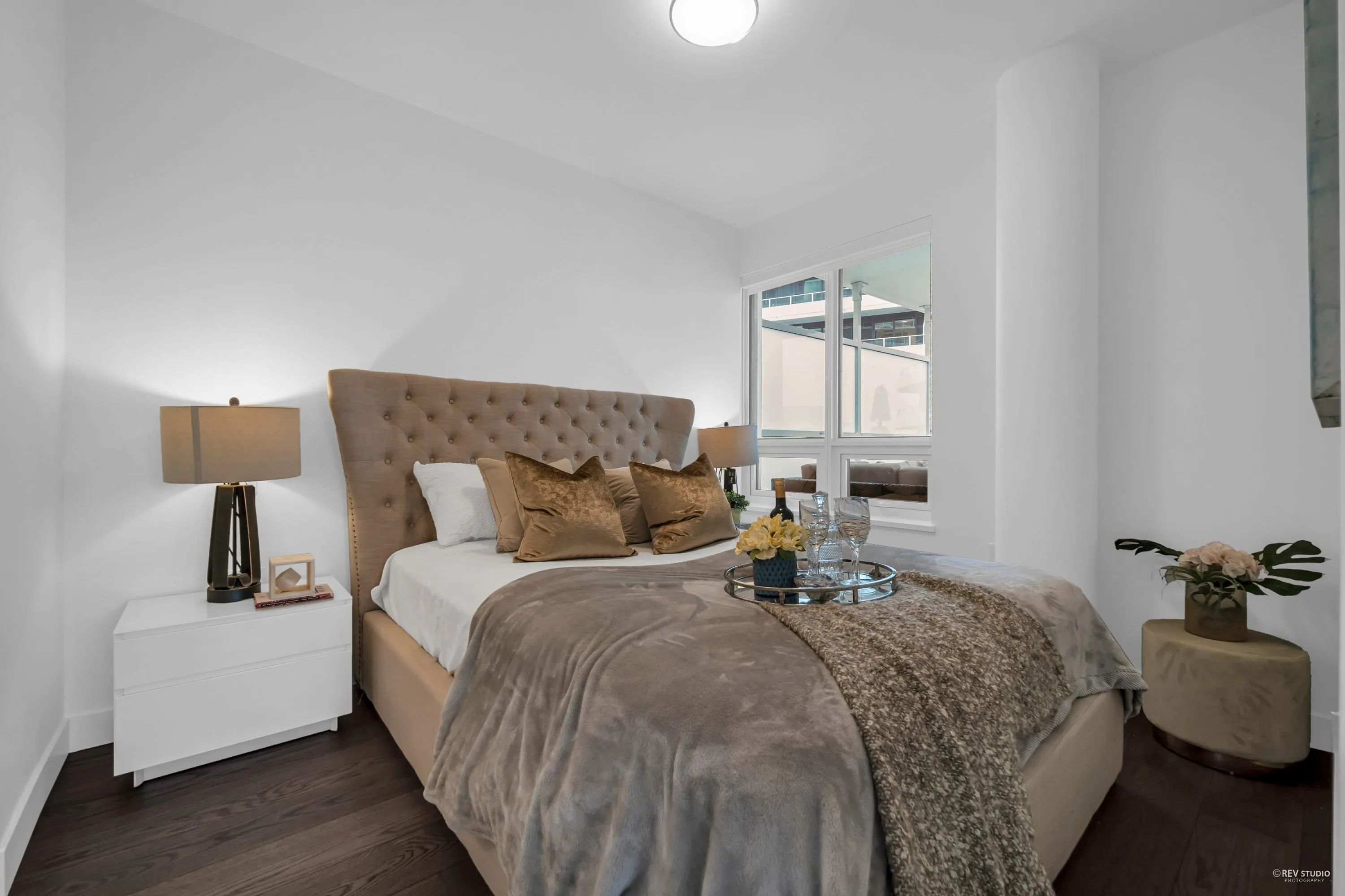 703 5766 Gilbert Road