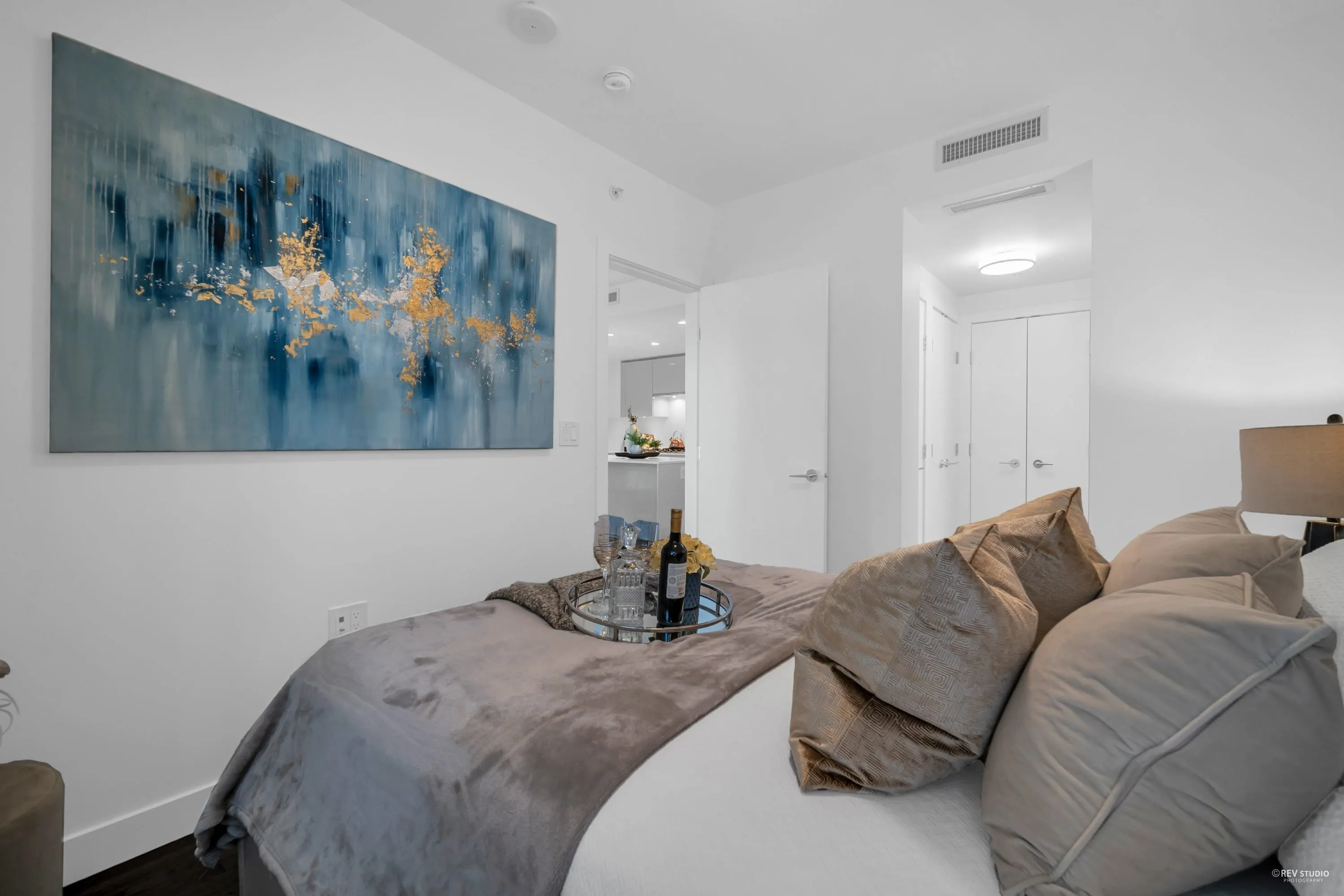 703 5766 Gilbert Road