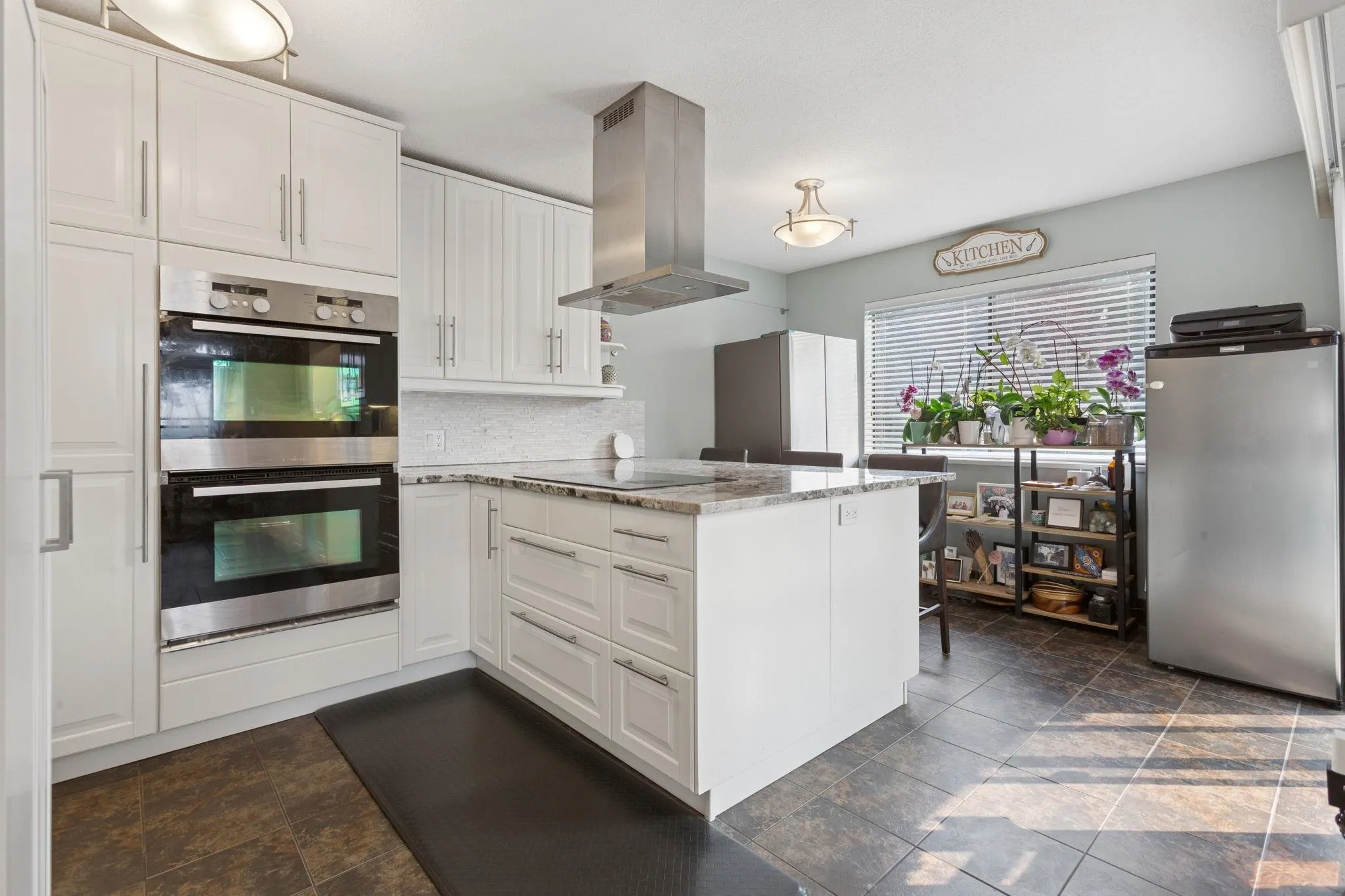 6 Elsdon Bay