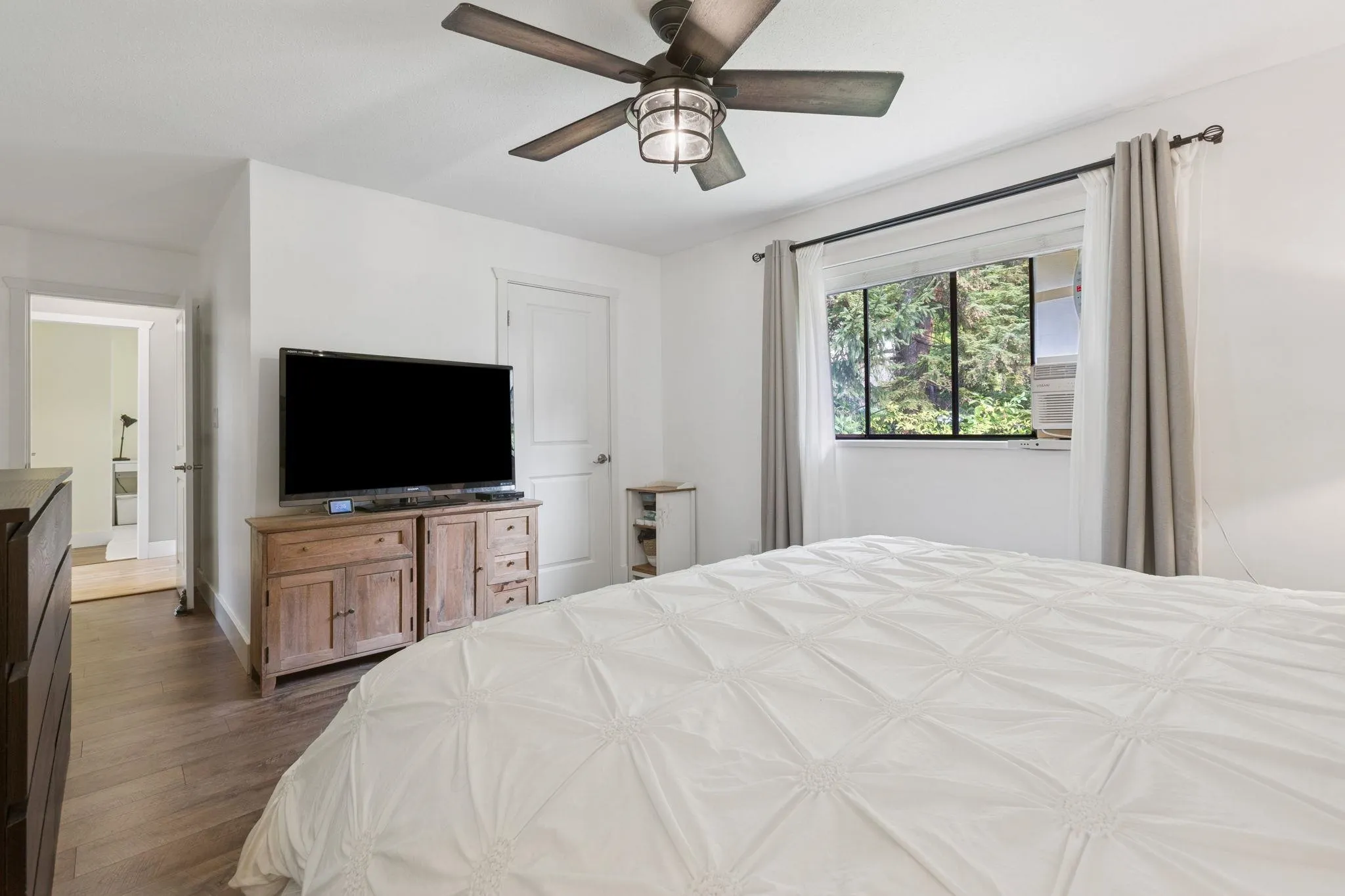 6 Elsdon Bay