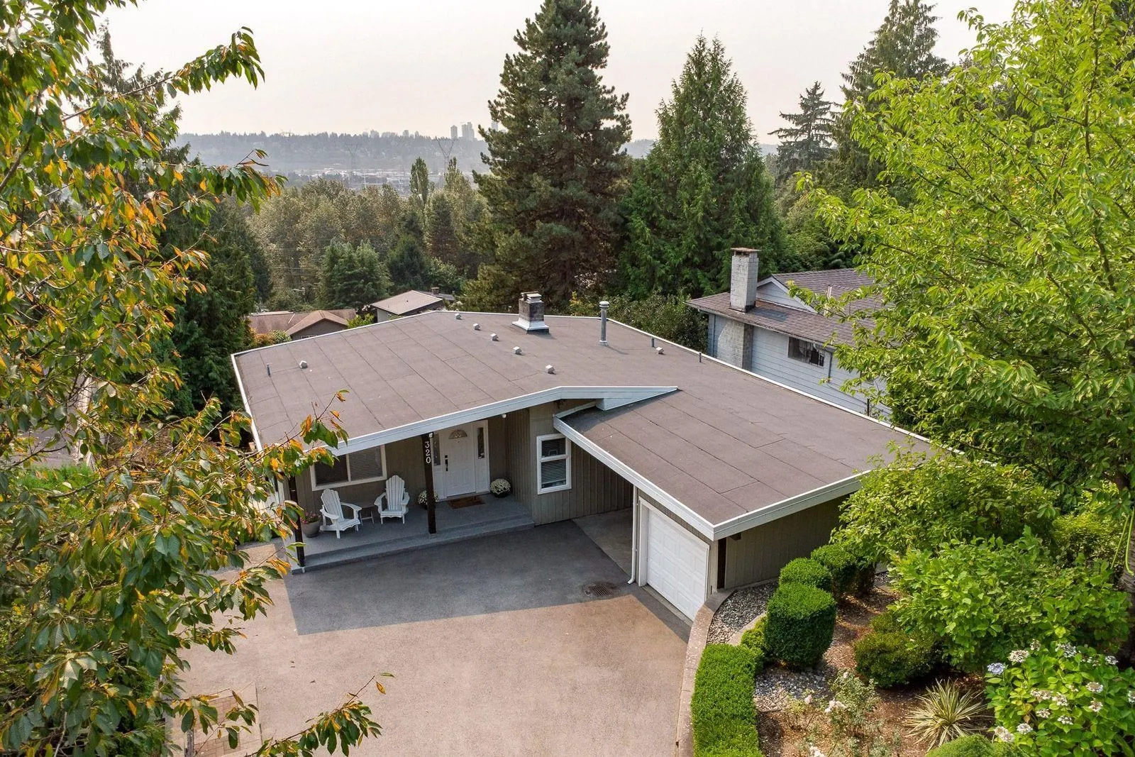 320 Dartmoor Drive