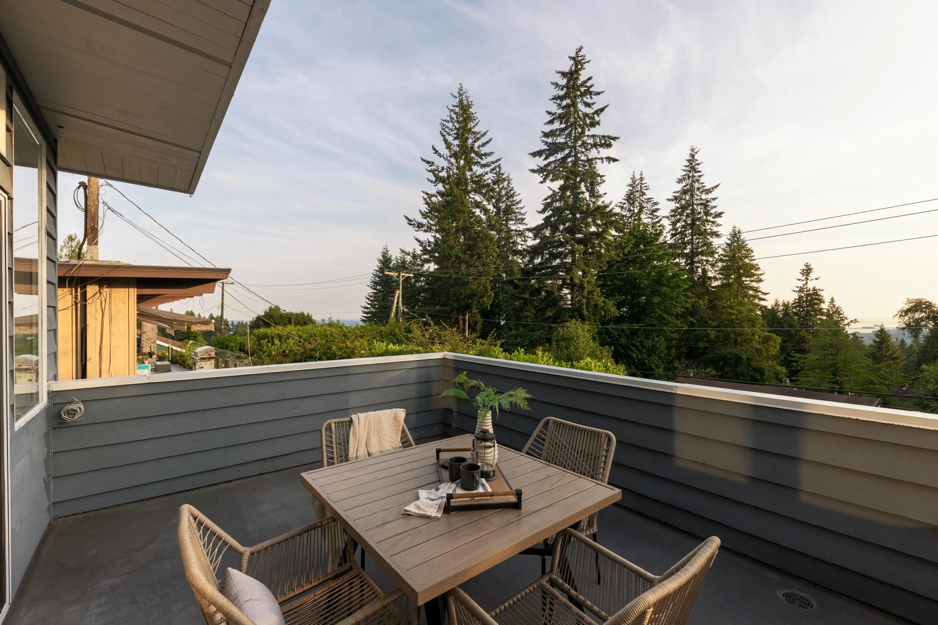 456 Montroyal Boulevard