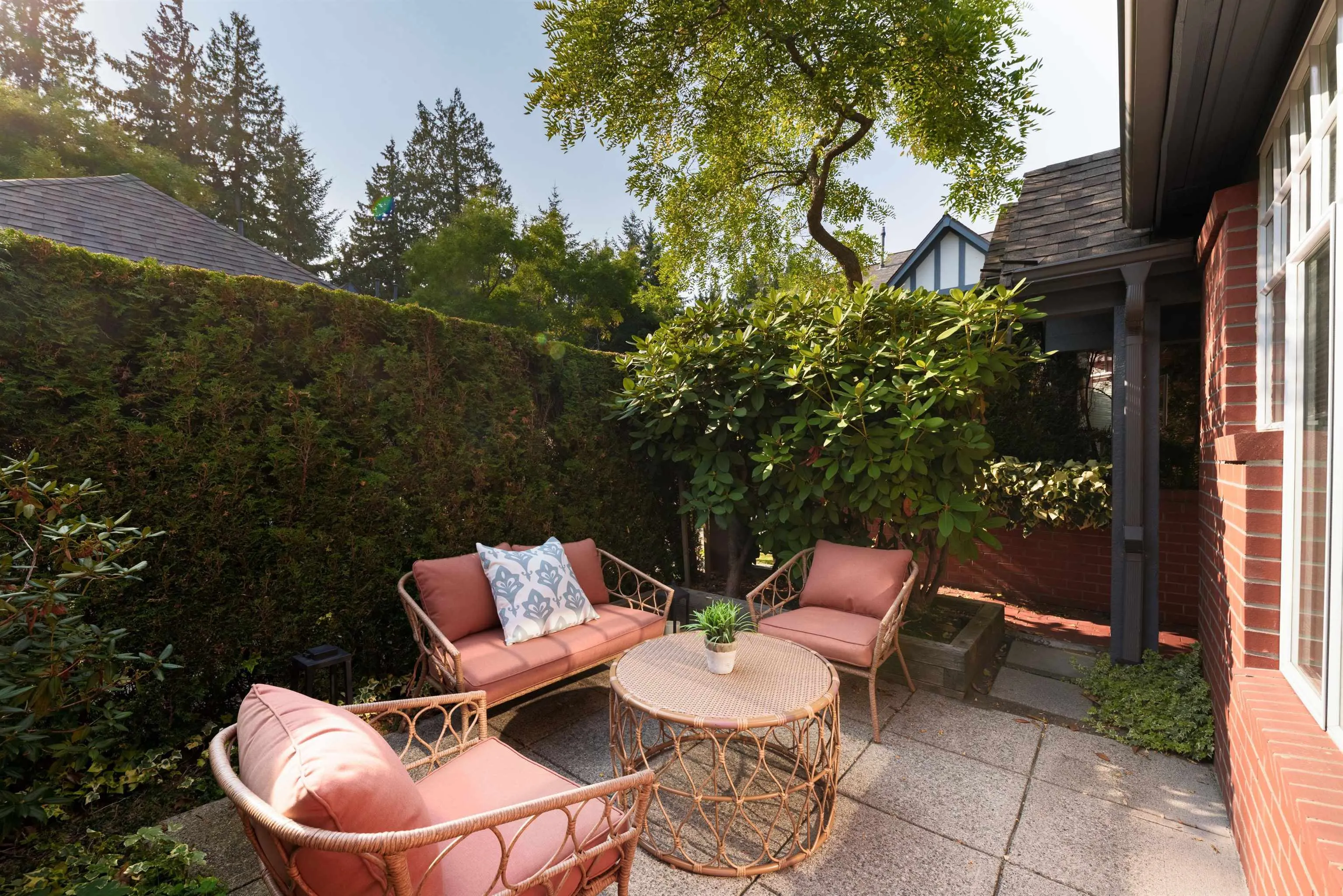 41 5880 Hampton Place