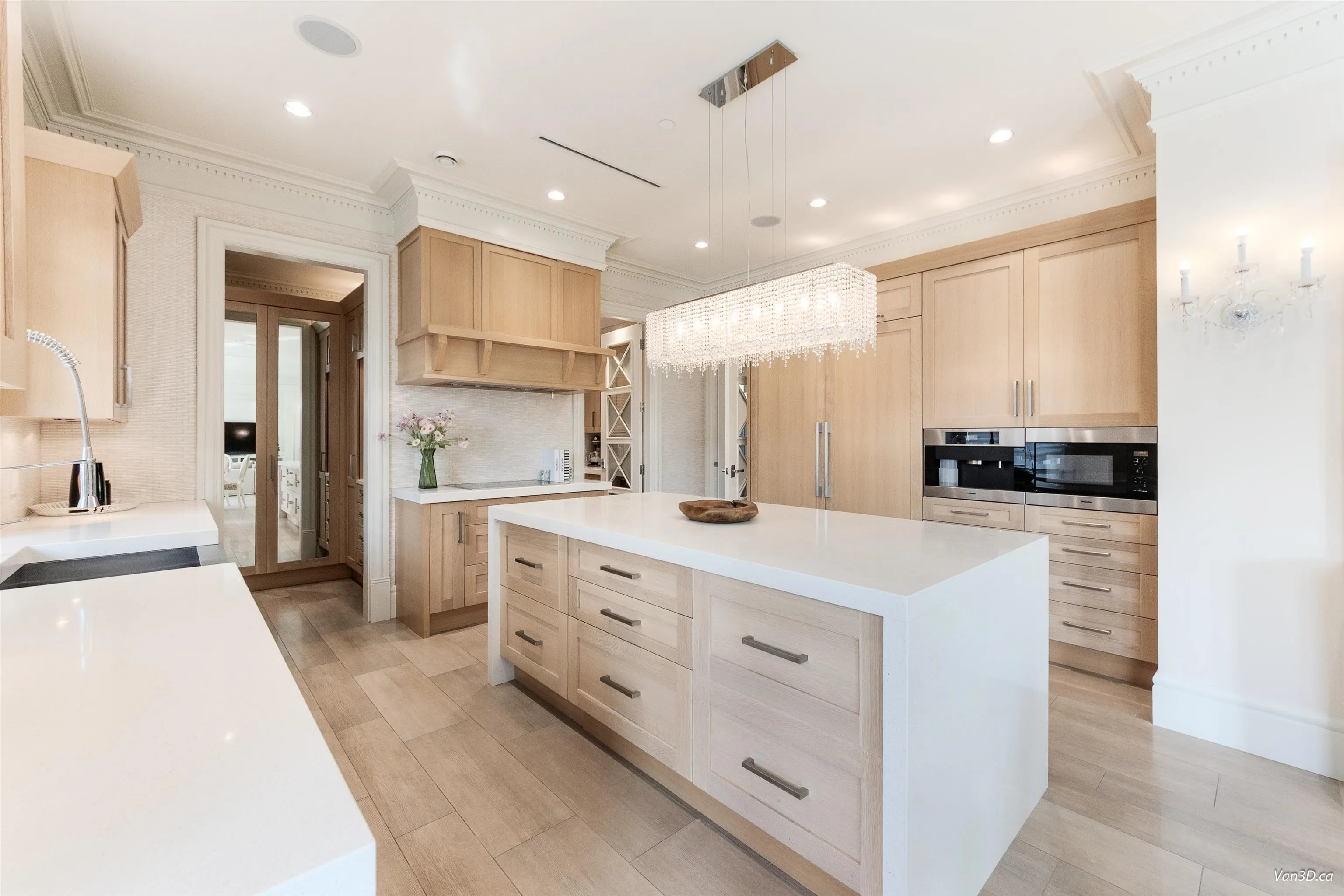 1192 W 39th Avenue