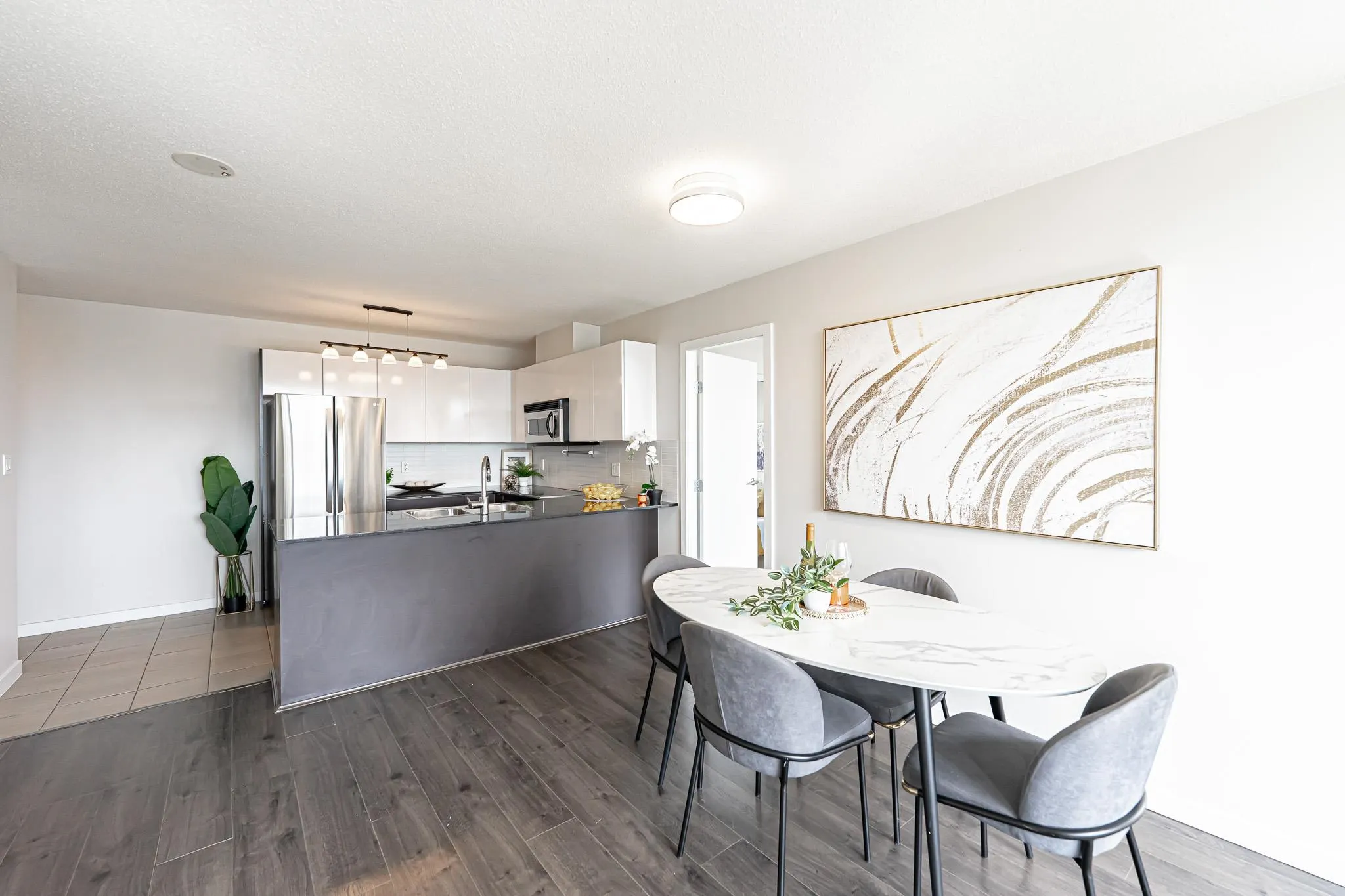 1406 4178 Dawson Street