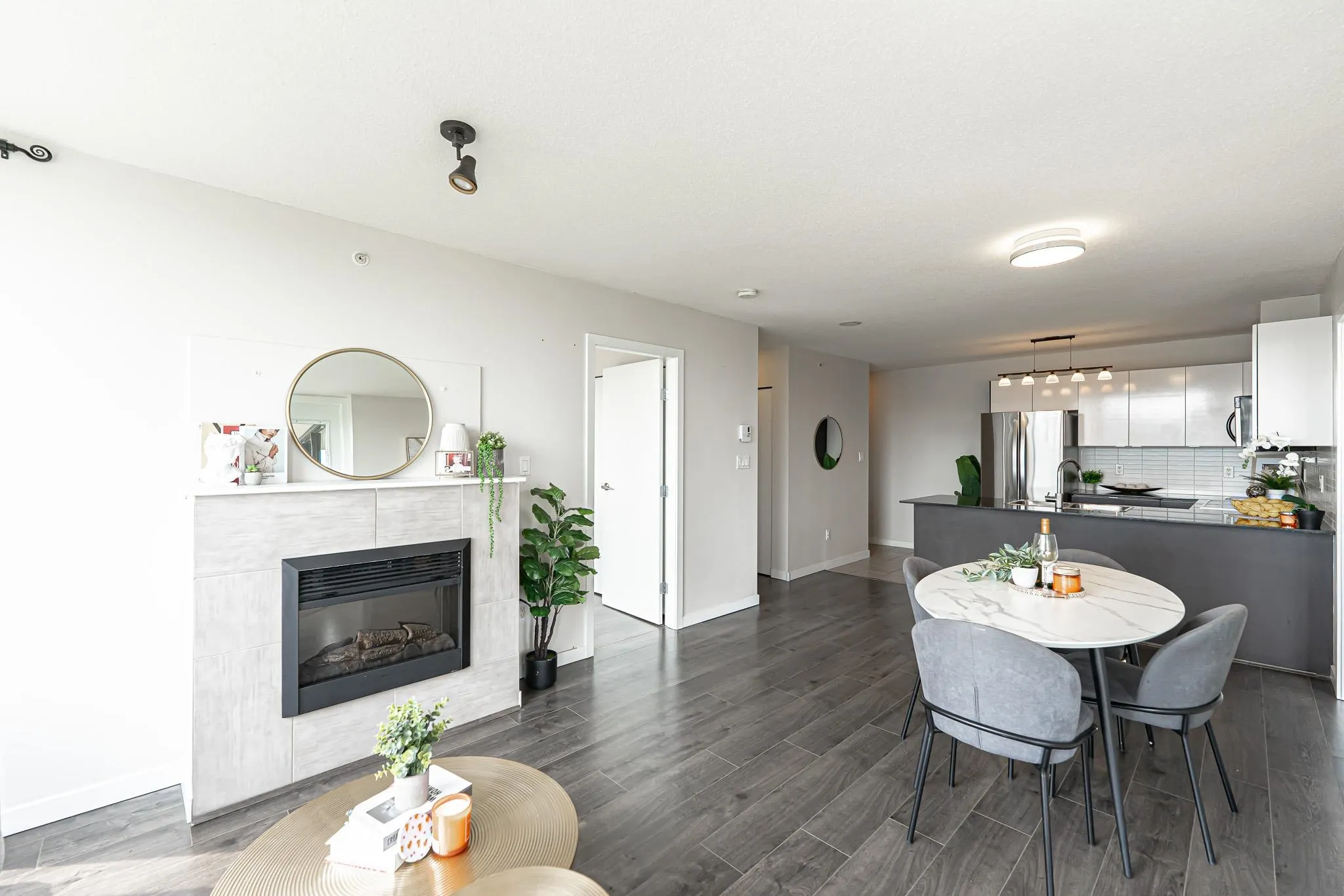1406 4178 Dawson Street