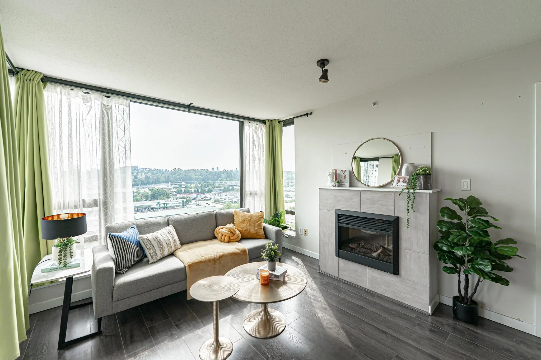 1406 4178 Dawson Street
