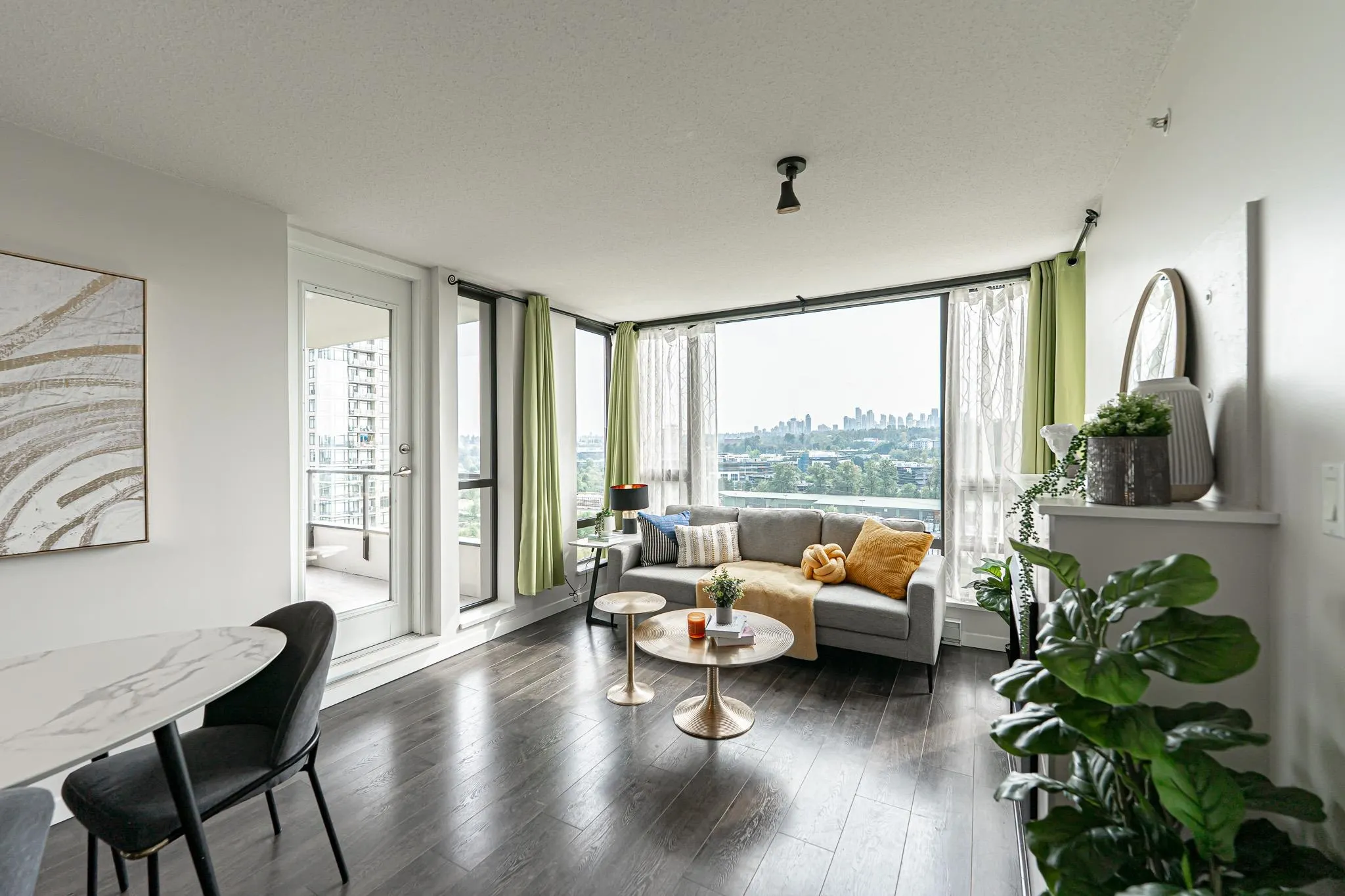 1406 4178 Dawson Street