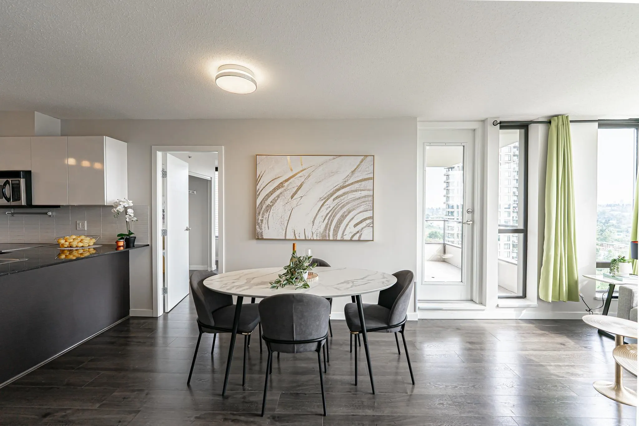 1406 4178 Dawson Street