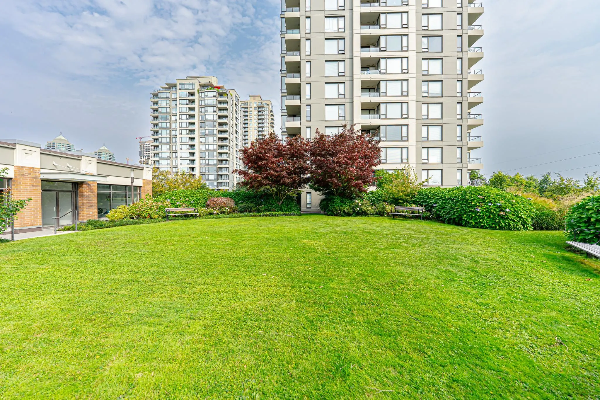 1406 4178 Dawson Street