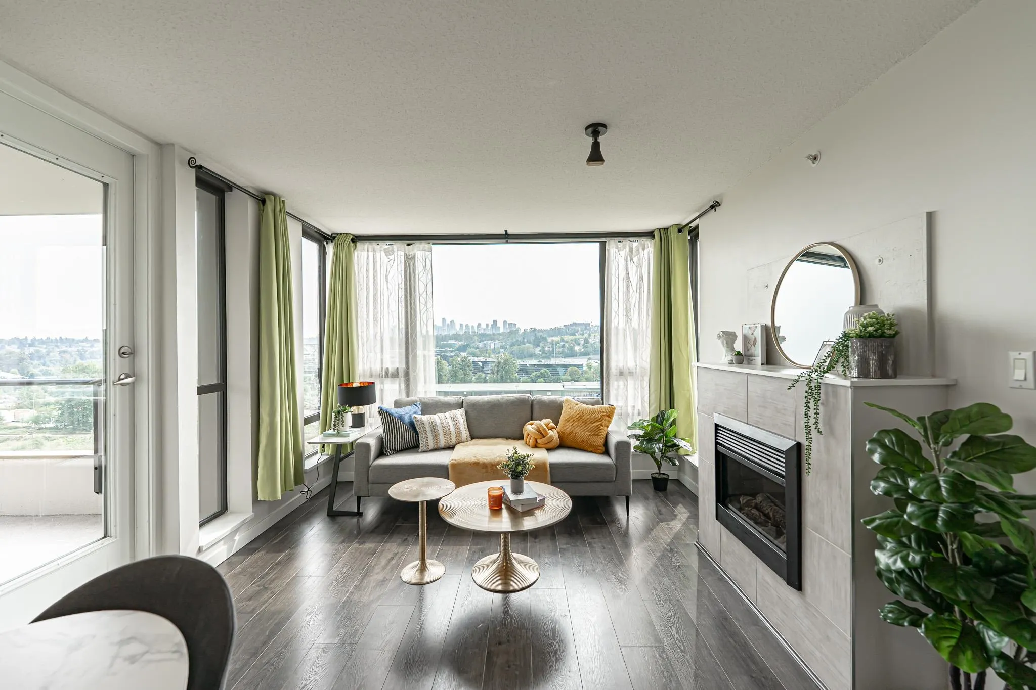1406 4178 Dawson Street