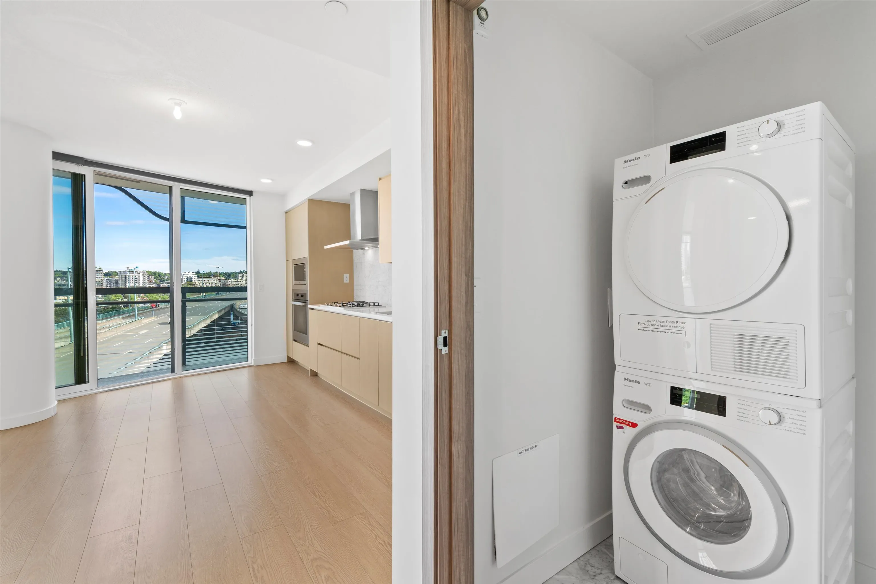 684 87 Nelson Street