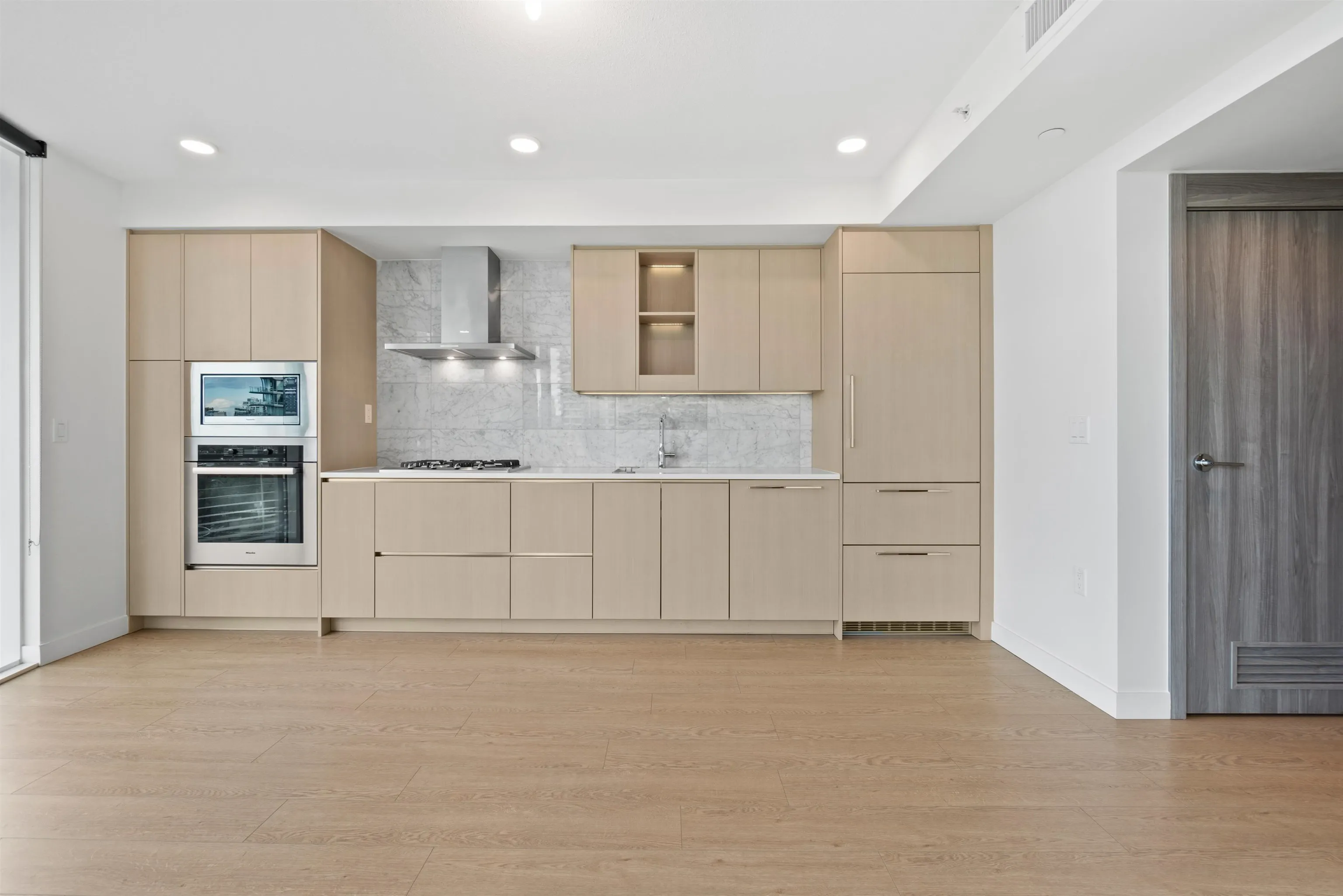 684 87 Nelson Street