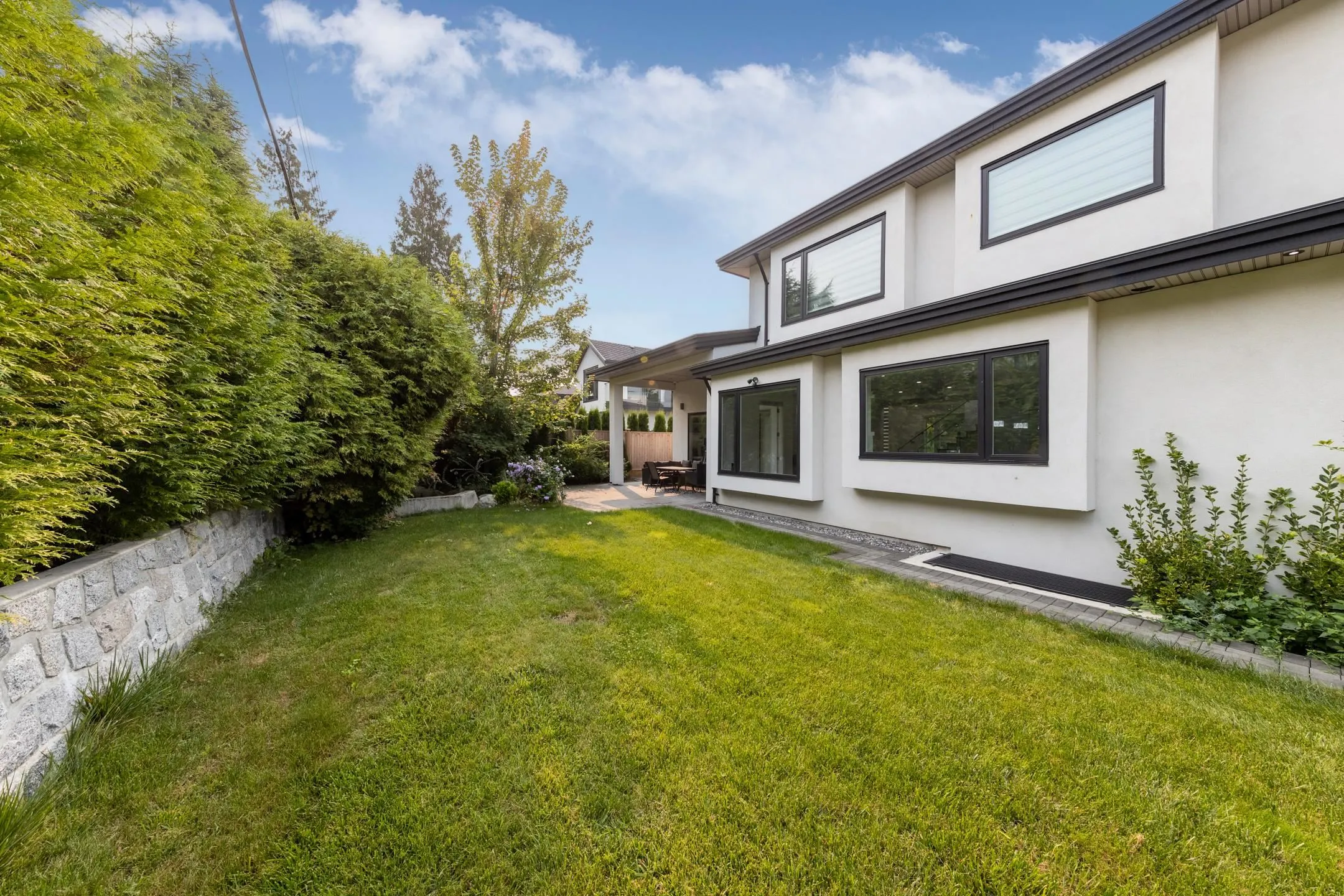 3560 Highland Boulevard