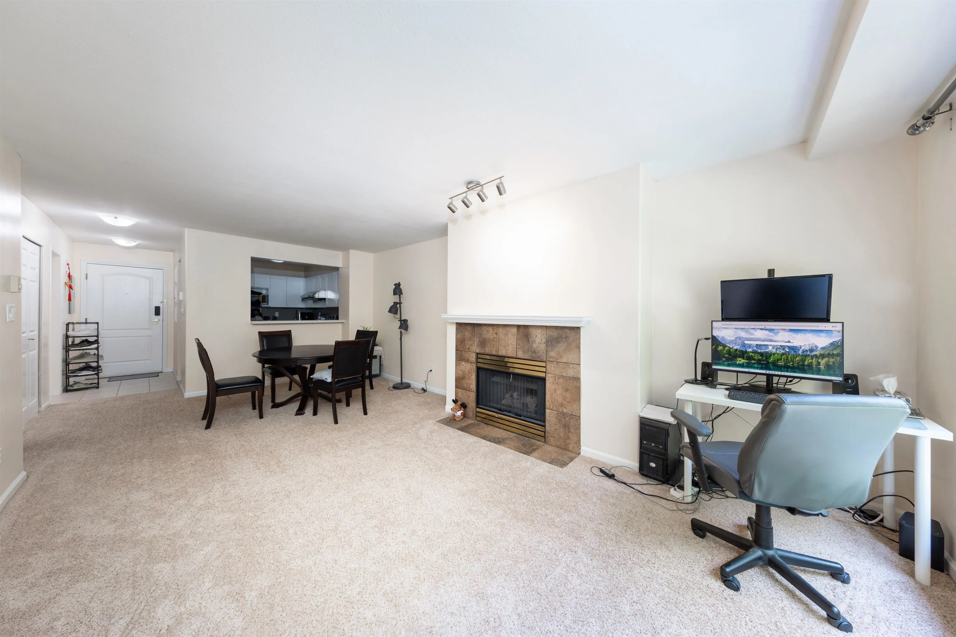 330 8880 Jones Road