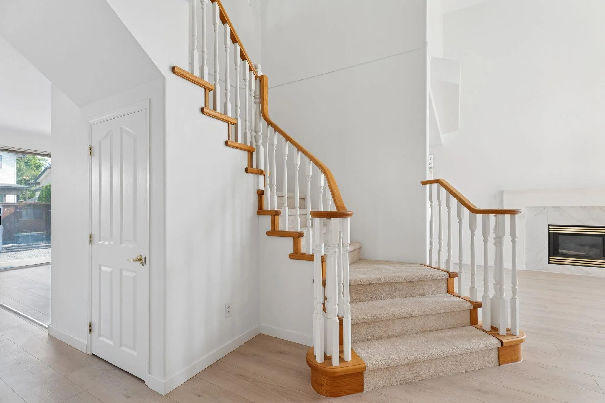 1239 Thames Close