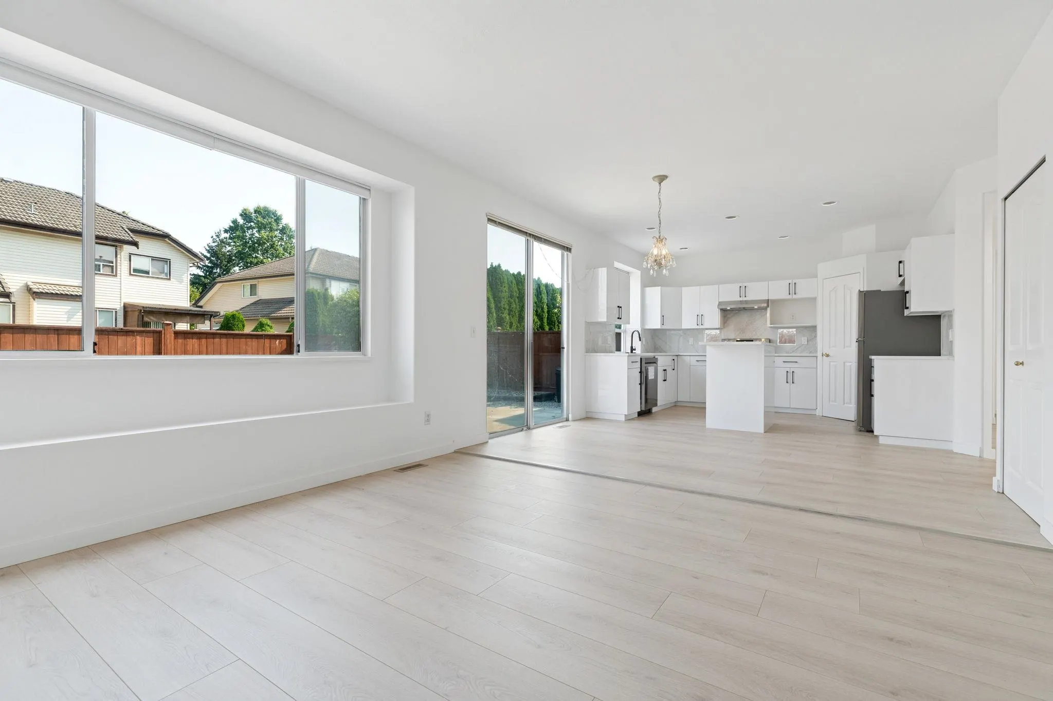 1239 Thames Close