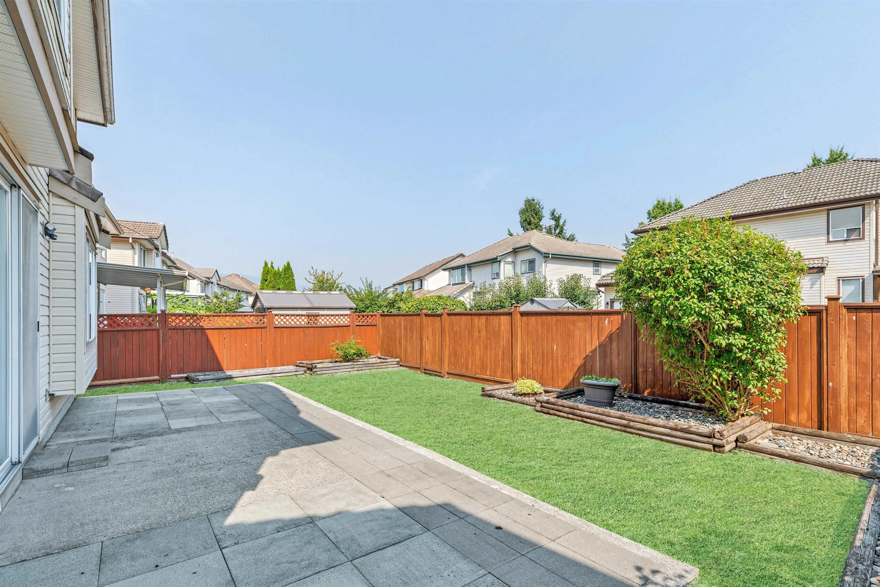 1239 Thames Close