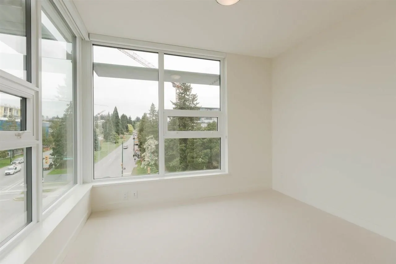 502 4083 Cambie Street