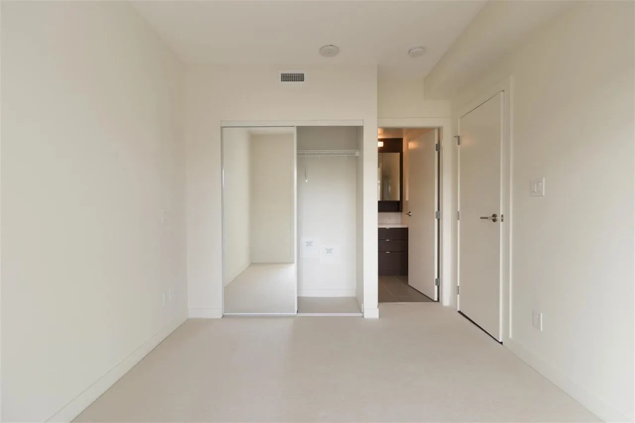 502 4083 Cambie Street