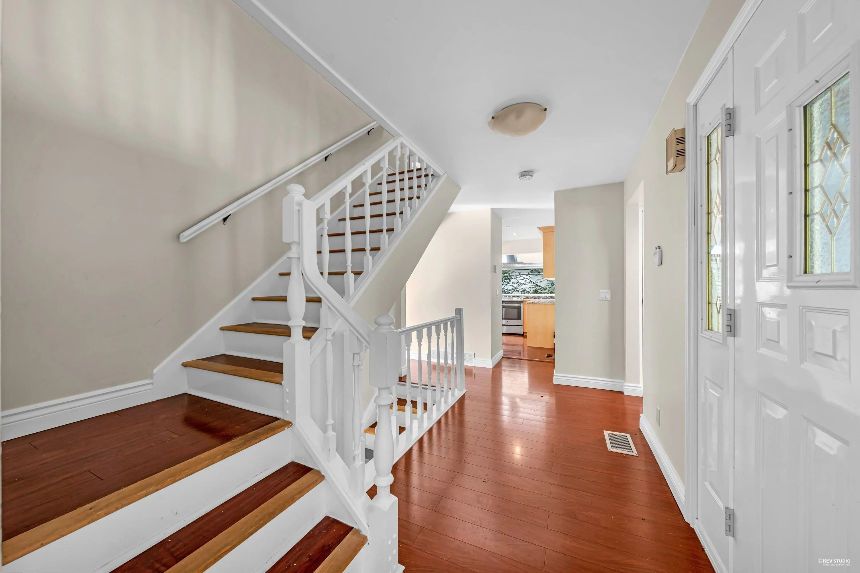 84 Laurie Crescent