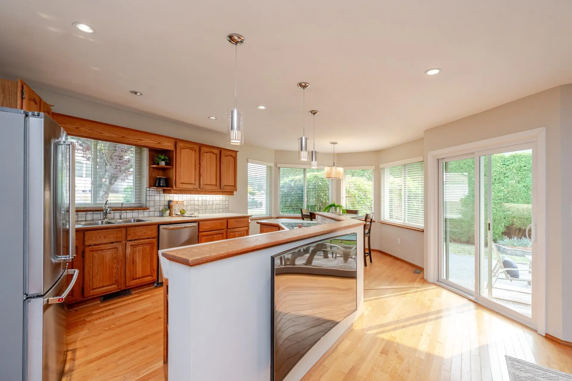 2203 Sorrento Drive